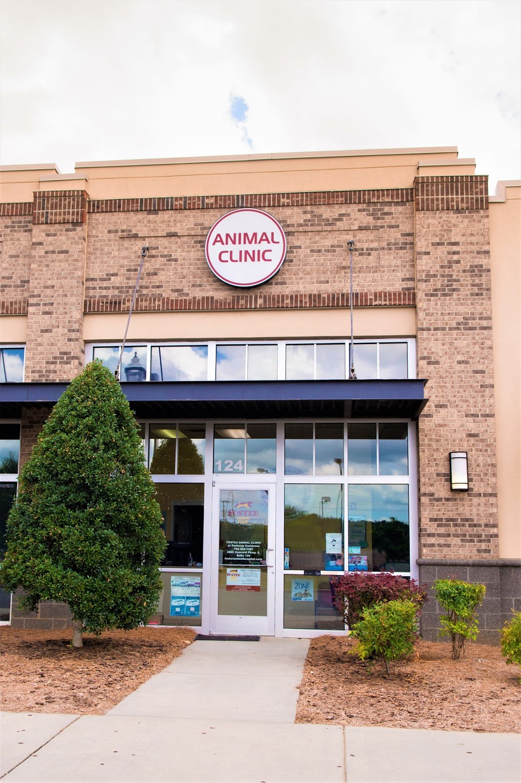 Foster Animal Clinic At Parkway Commons - Concord , United States