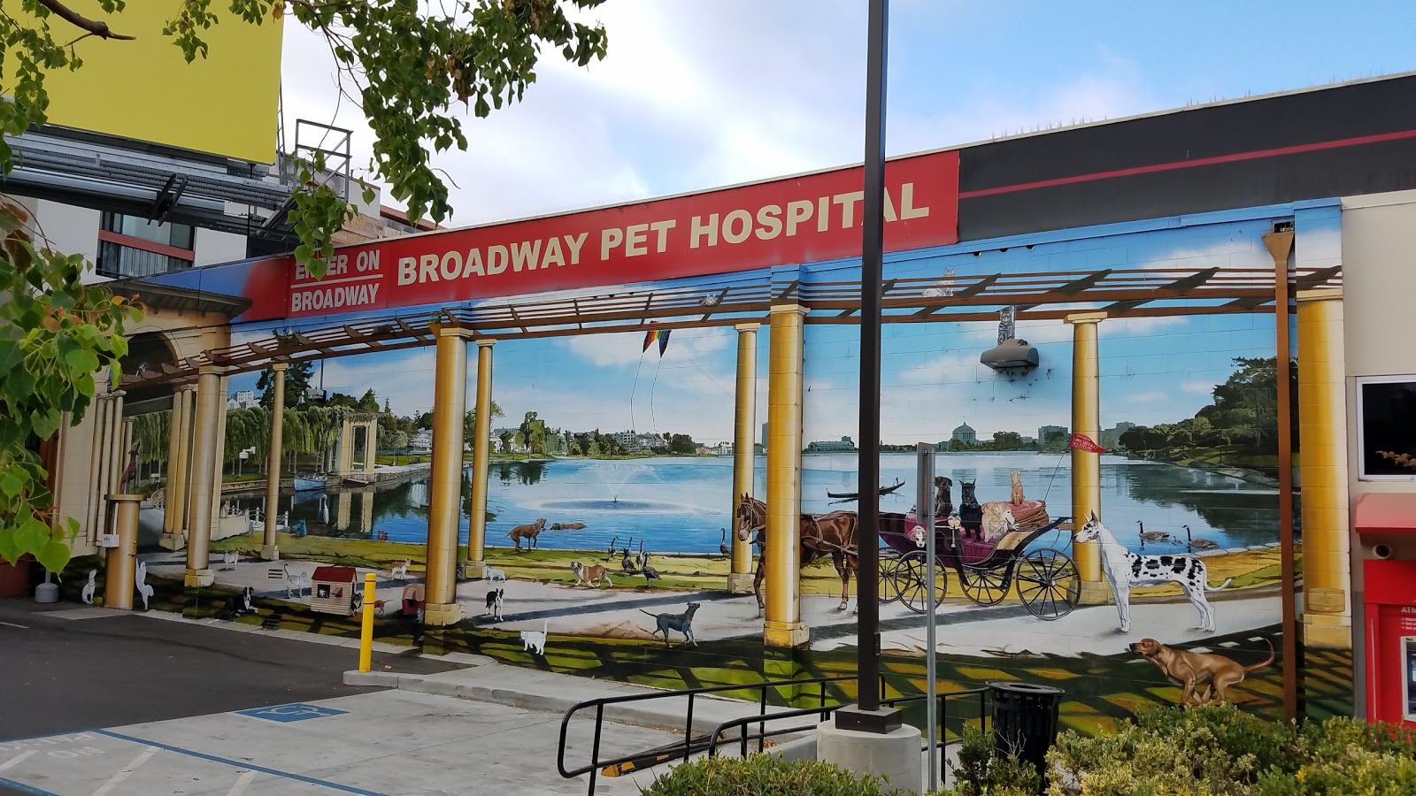 Vca Broadway Animal Hospital - Oakland , United States