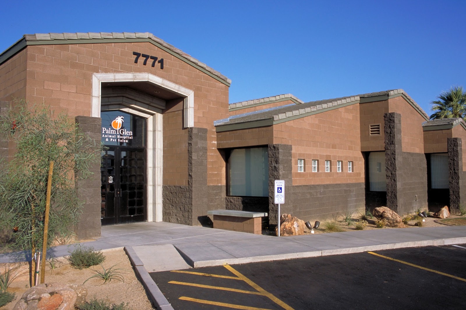 Palm Glen Animal Hospital - Phoenix , United States