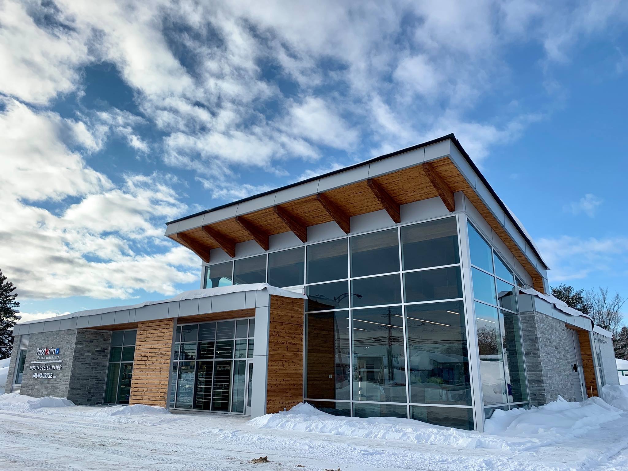 Hôpital Vétérinaire Passionimo Val Mauricie - Shawinigan , Canada