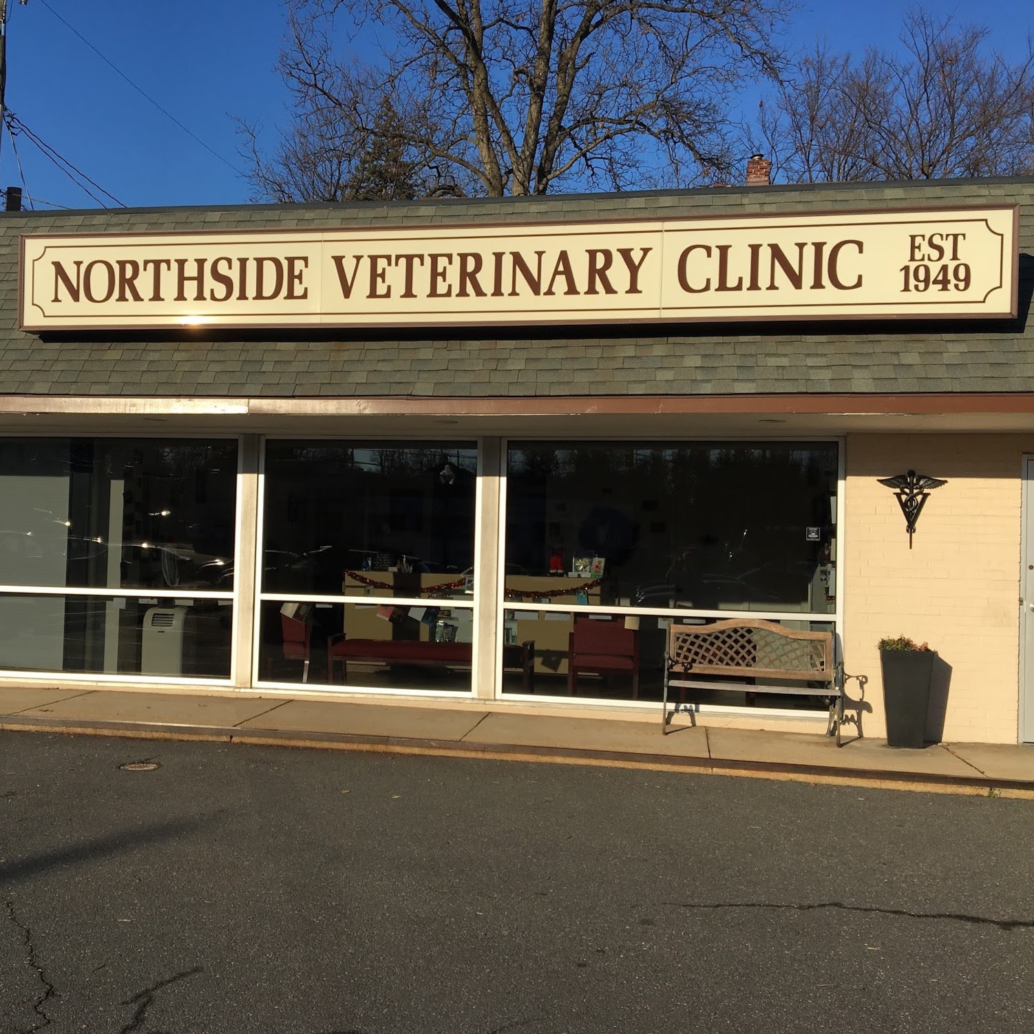 Northside Veterinary Clinic - Arlington , United States