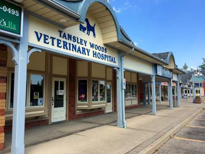 Tansley Woods Veterinary Hospital, 2025 William O'Connell Boulevard, Burlington, Reviews and 