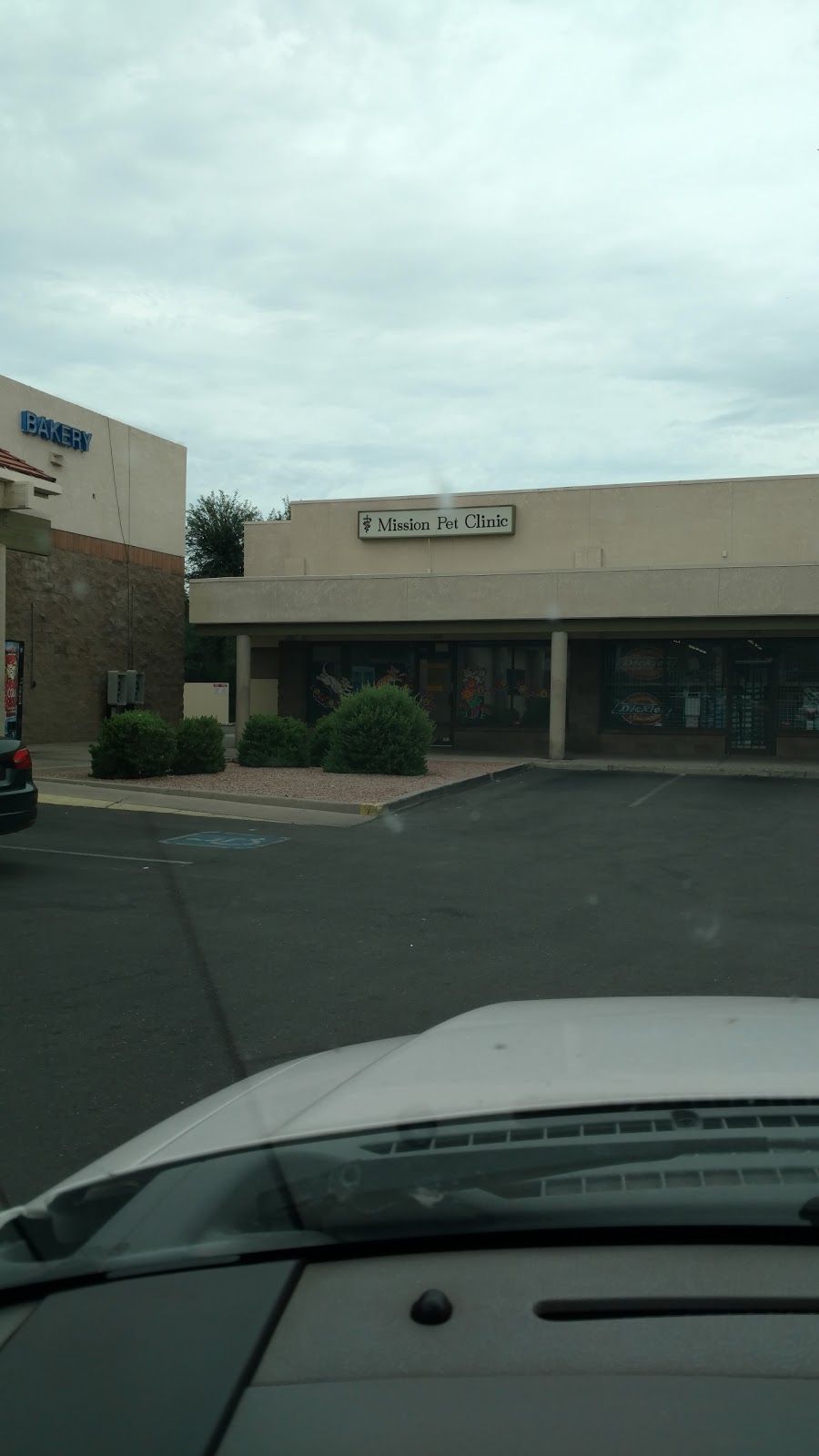 Mission Pet Clinic - Tucson , United States