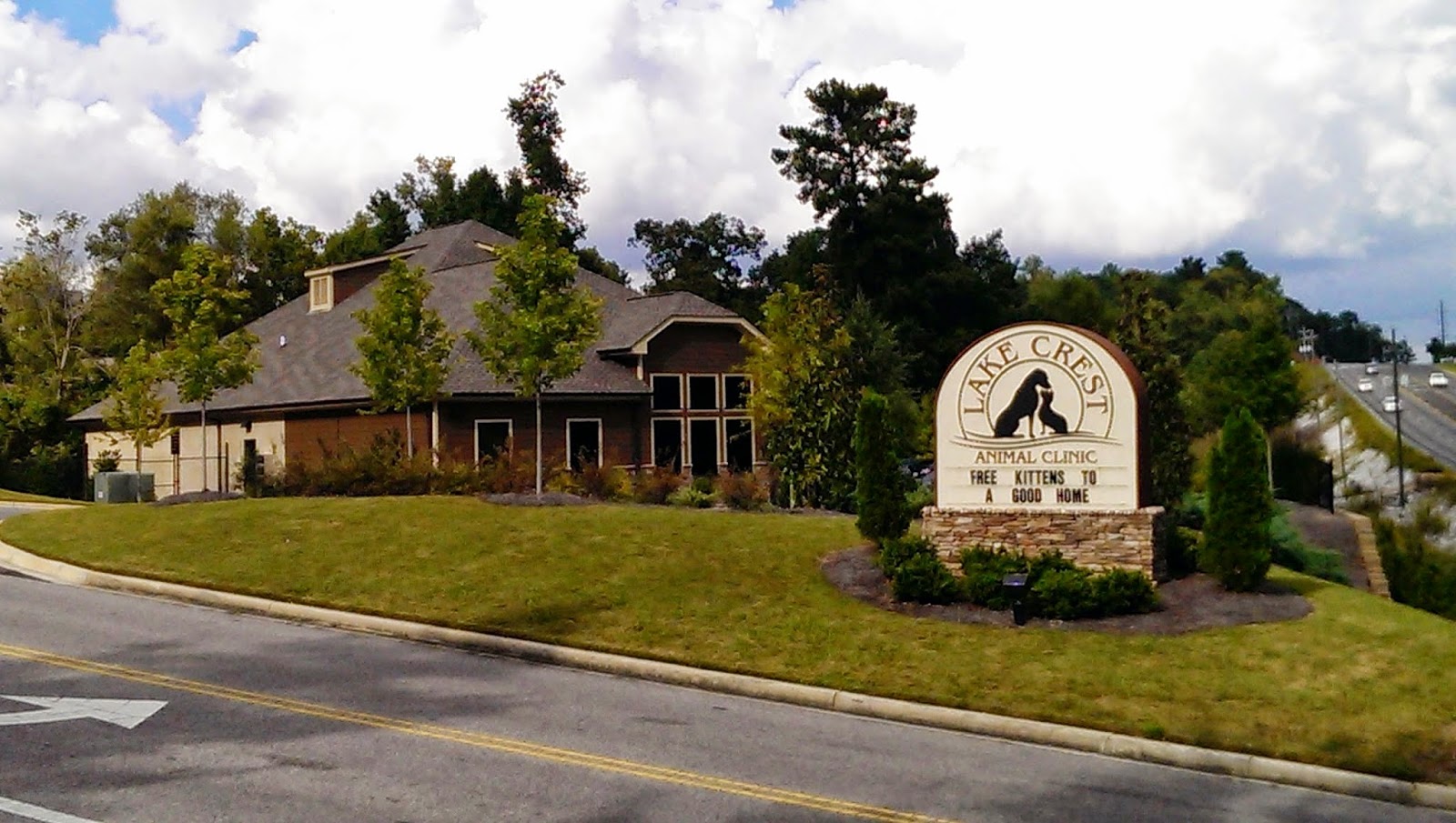 Lake Crest Animal Clinic - Hoover , United States