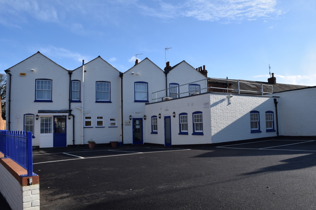 Windmill Veterinary Centre Winslow - Buckingham , United Kingdom