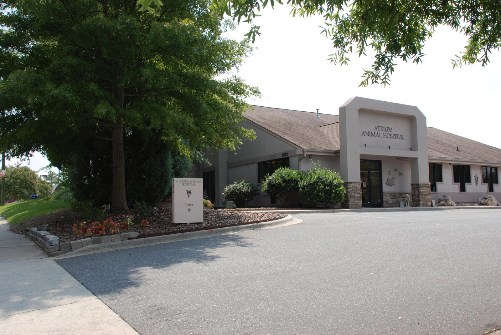 Atrium Animal Hospital - Charlotte , United States