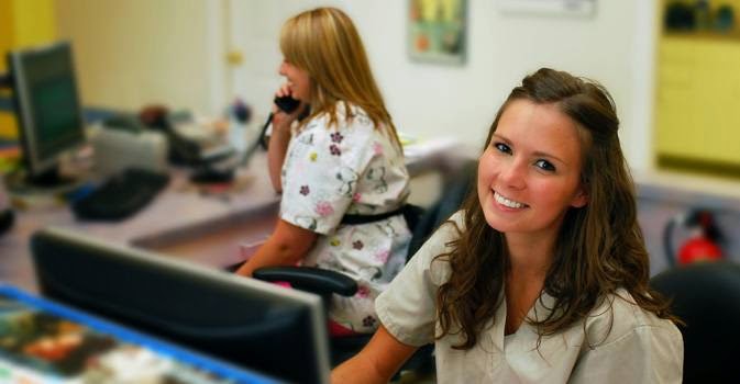 Crystal Lake Veterinary Hospital - Crystal Lake , United States