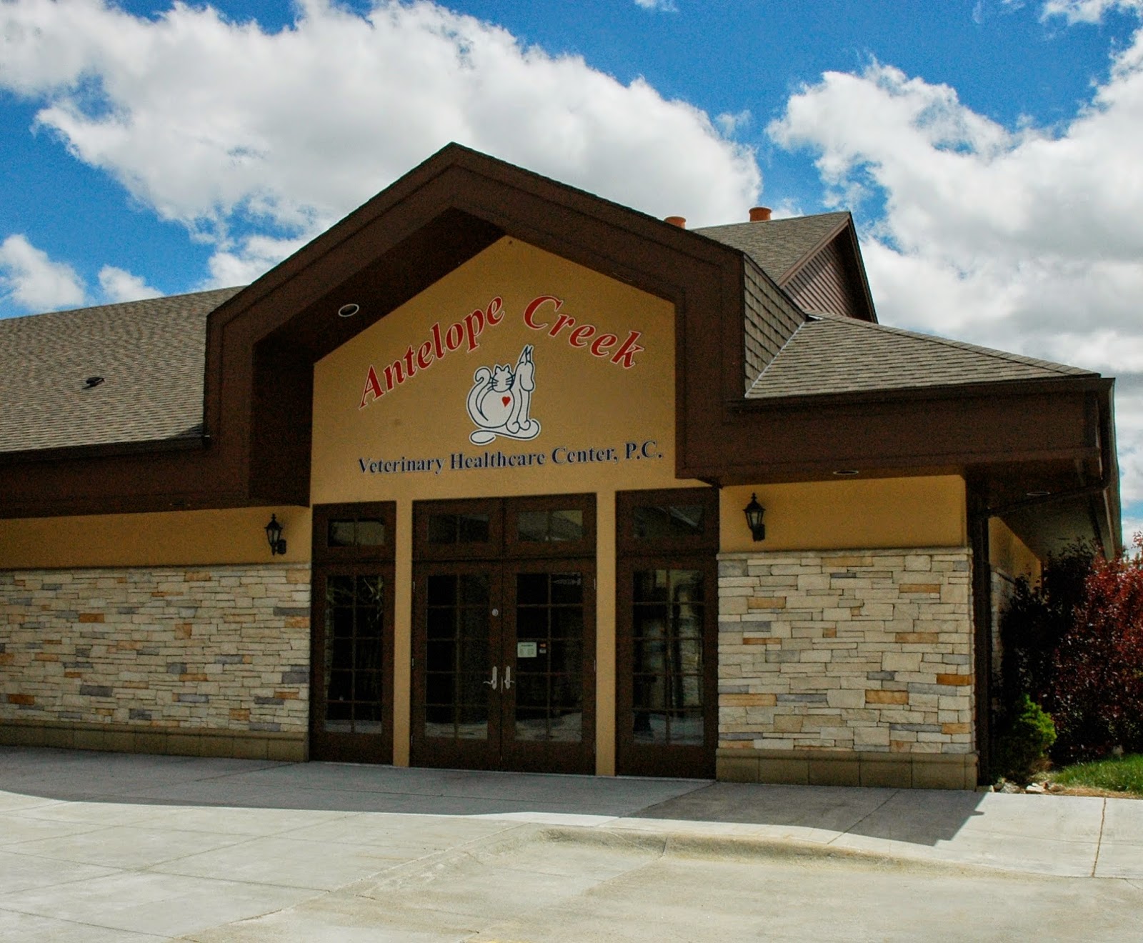 Antelope Creek Veterinary Healthcare Center - Lincoln , United States