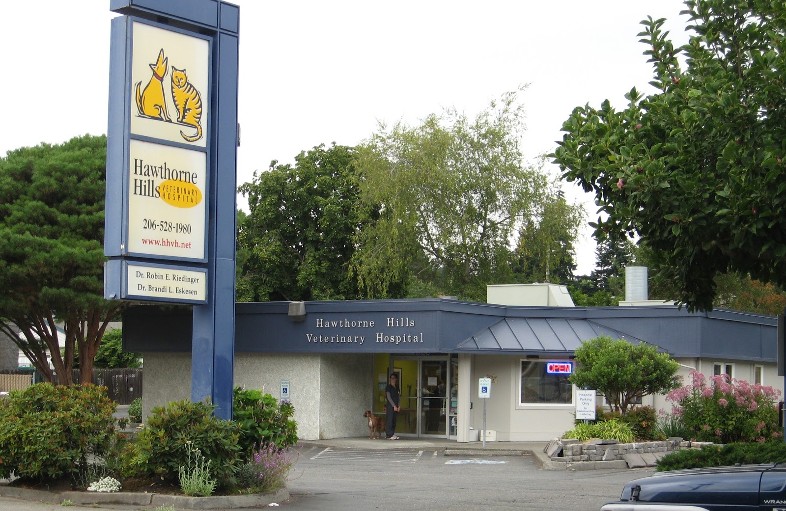 Hawthorne Hills Veterinary Hospital - Seattle , United States