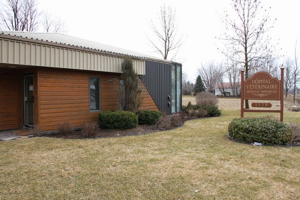 Hôpital Vétérinaire Iberville Missisquoi - Saint-Jean-sur-Richelieu , Canada