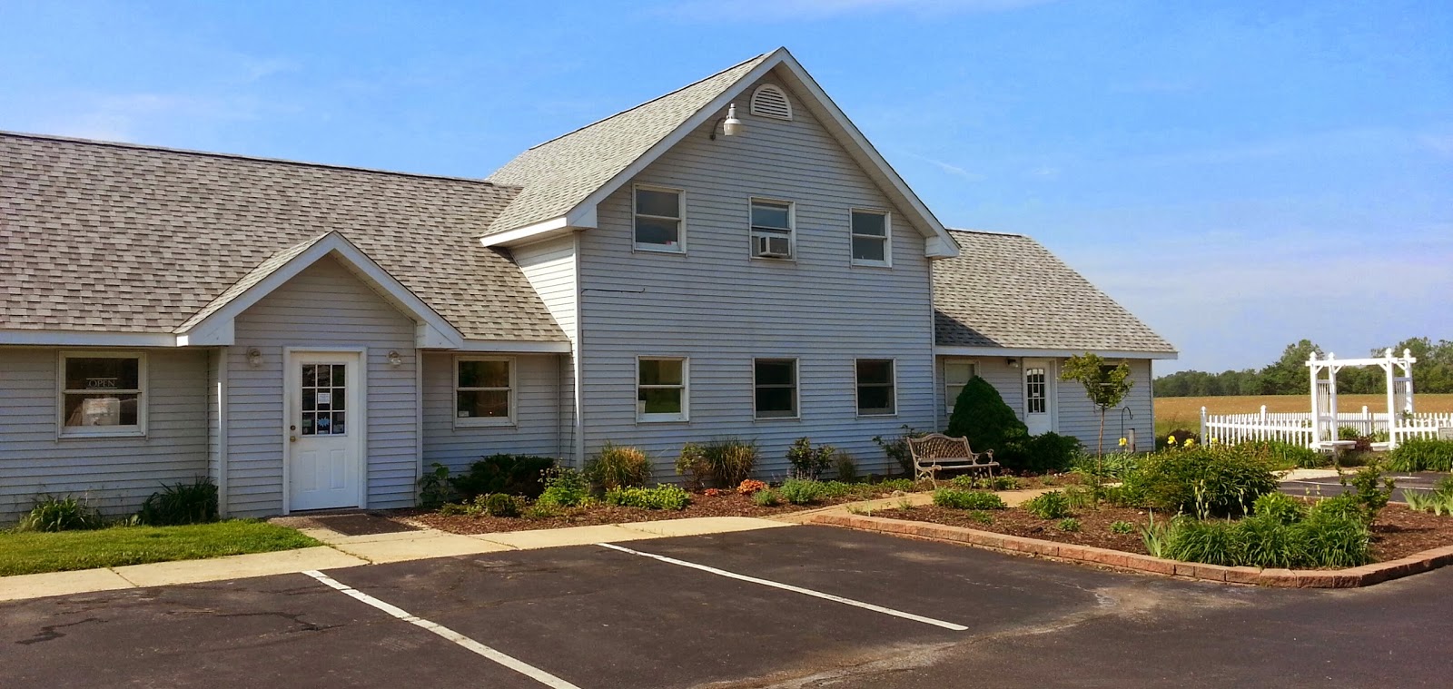 Cedar Creek Veterinary Clinic - Williamston , United States