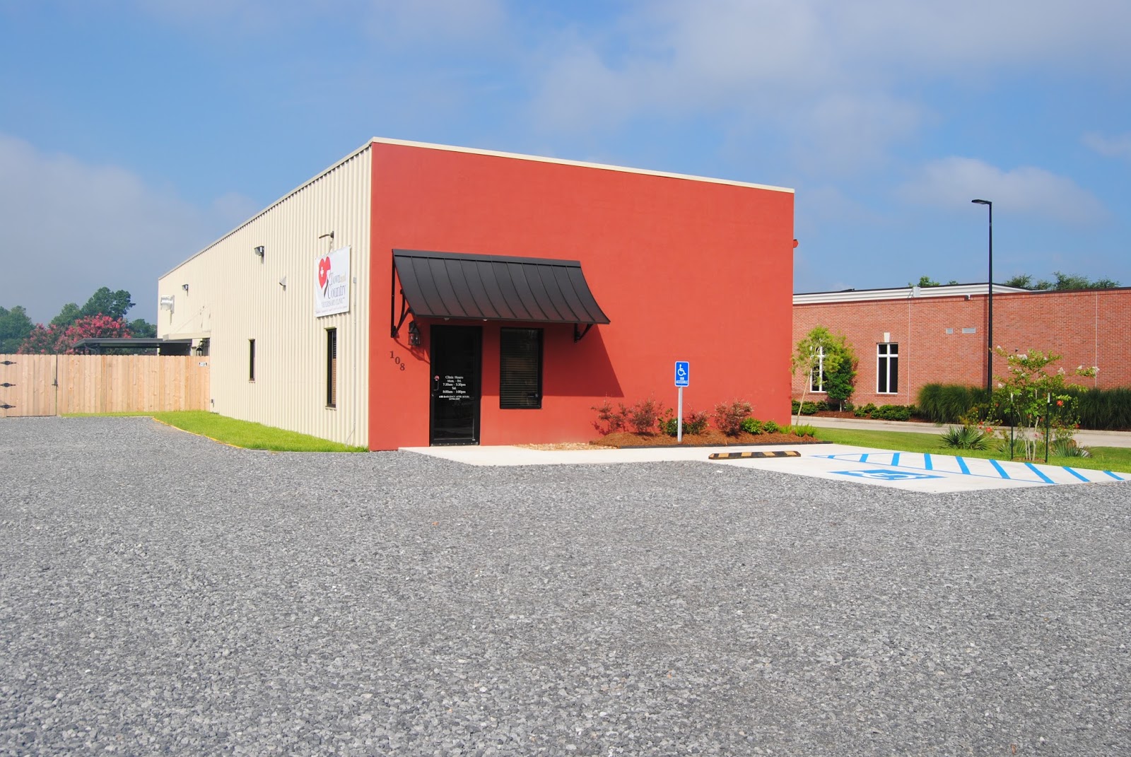 Town And Country Veterinary Clinic - Lafayette , United States