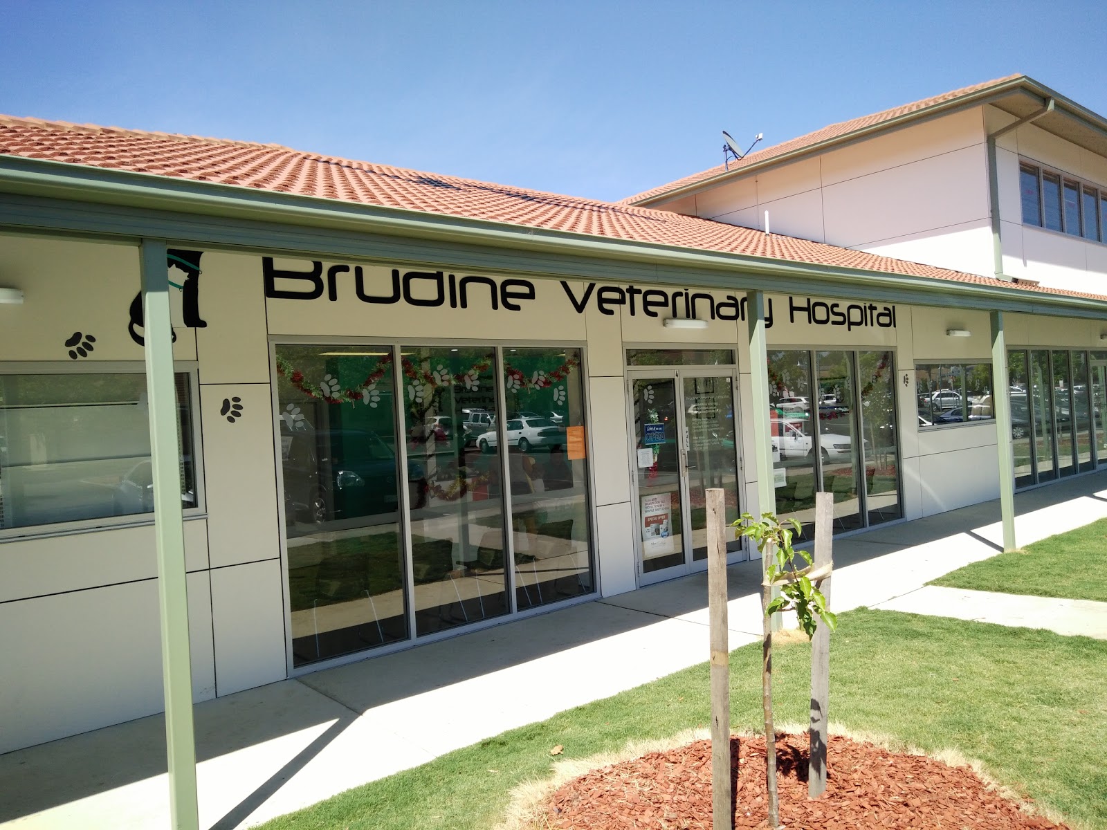 Brudine Veterinary Hospital - Charnwood , Australia