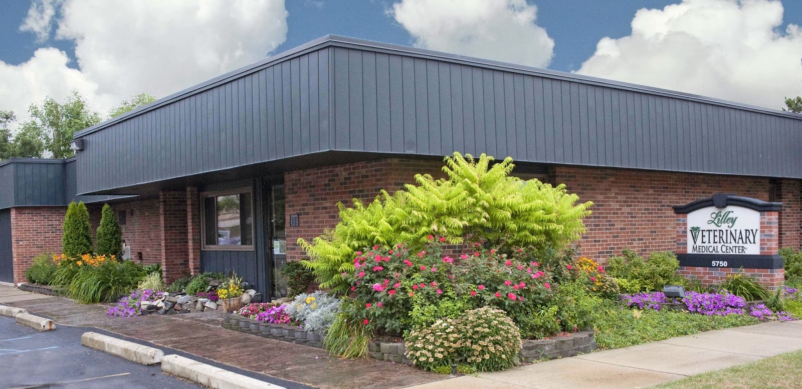 Lilley Veterinary Medical Center - Canton , United States