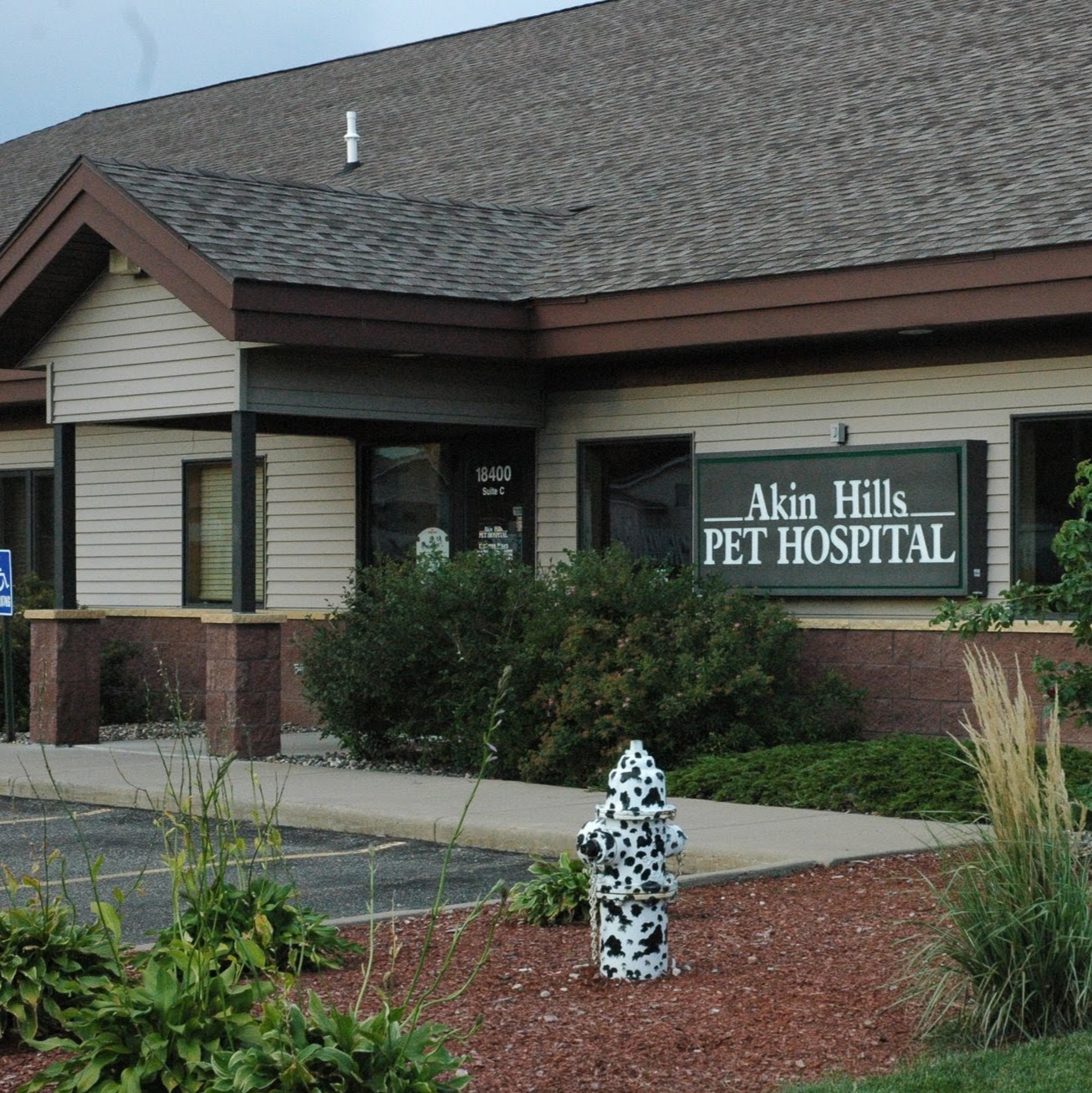 Akin Hills Pet Hospital - Farmington , United States