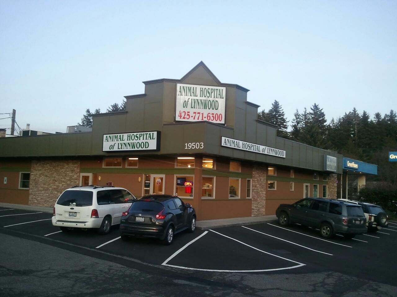 Lynnwood Animal Hospital - Lynnwood , United States
