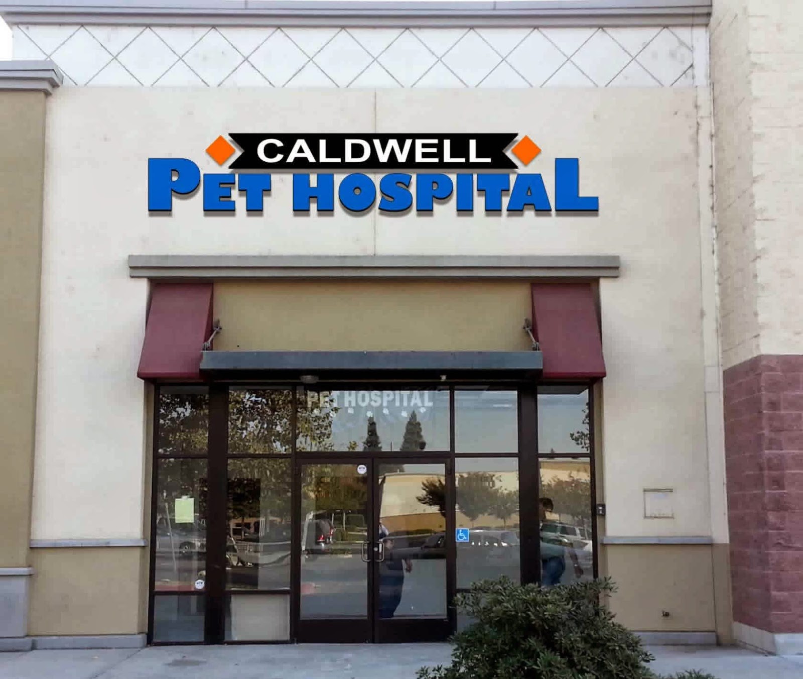 Caldwell Pet Hospital - Visalia , United States