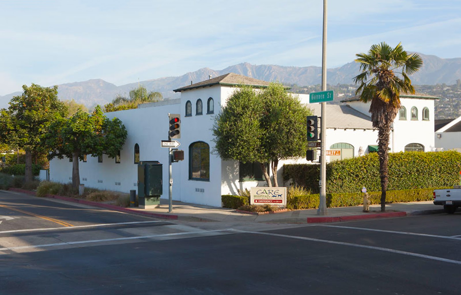 Vca Care Specialty And Emergency Animal Hospital - Santa Barbara , United States