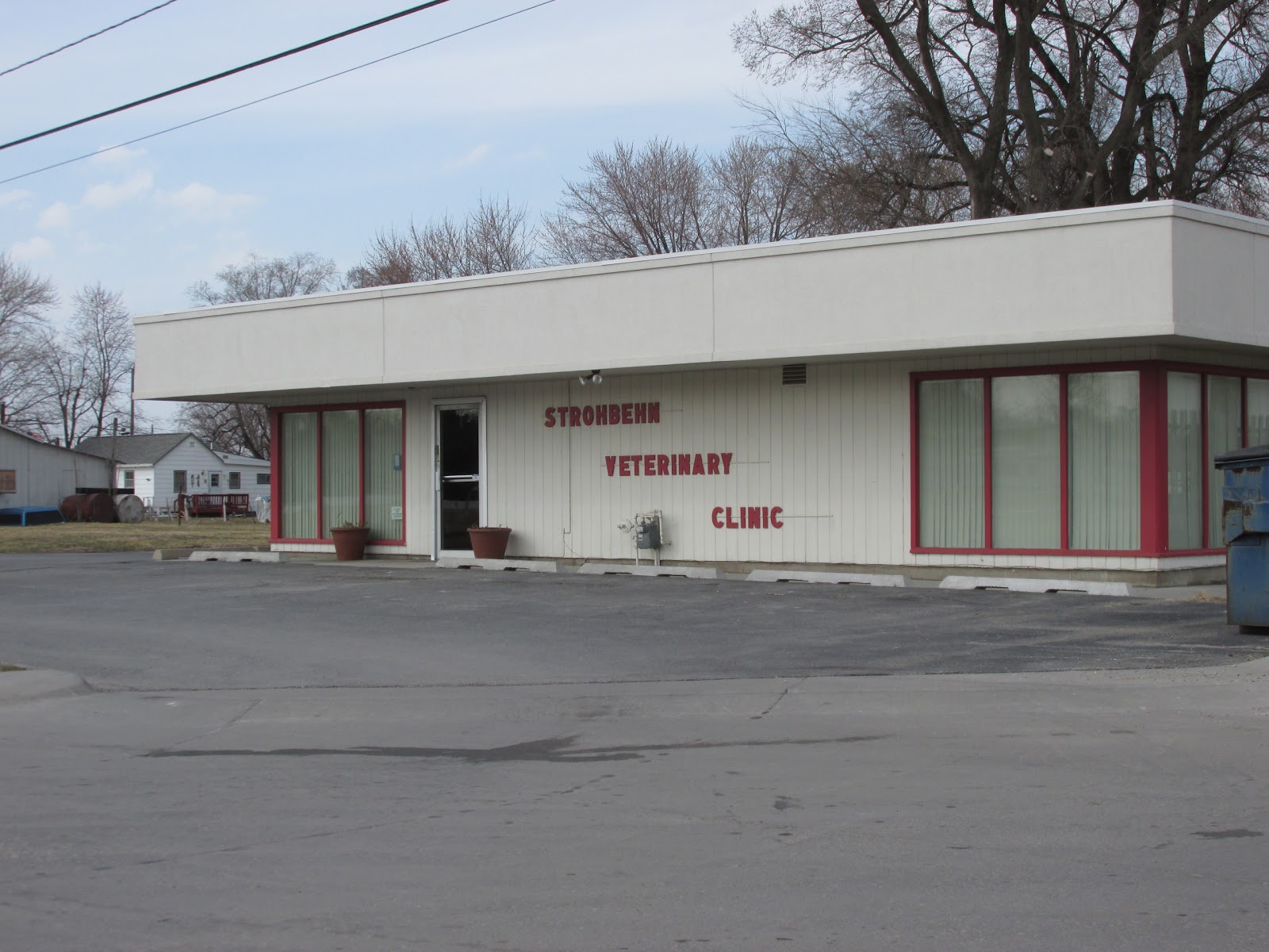 Strohbehn Veterinary Clinic - Council Bluffs , United States