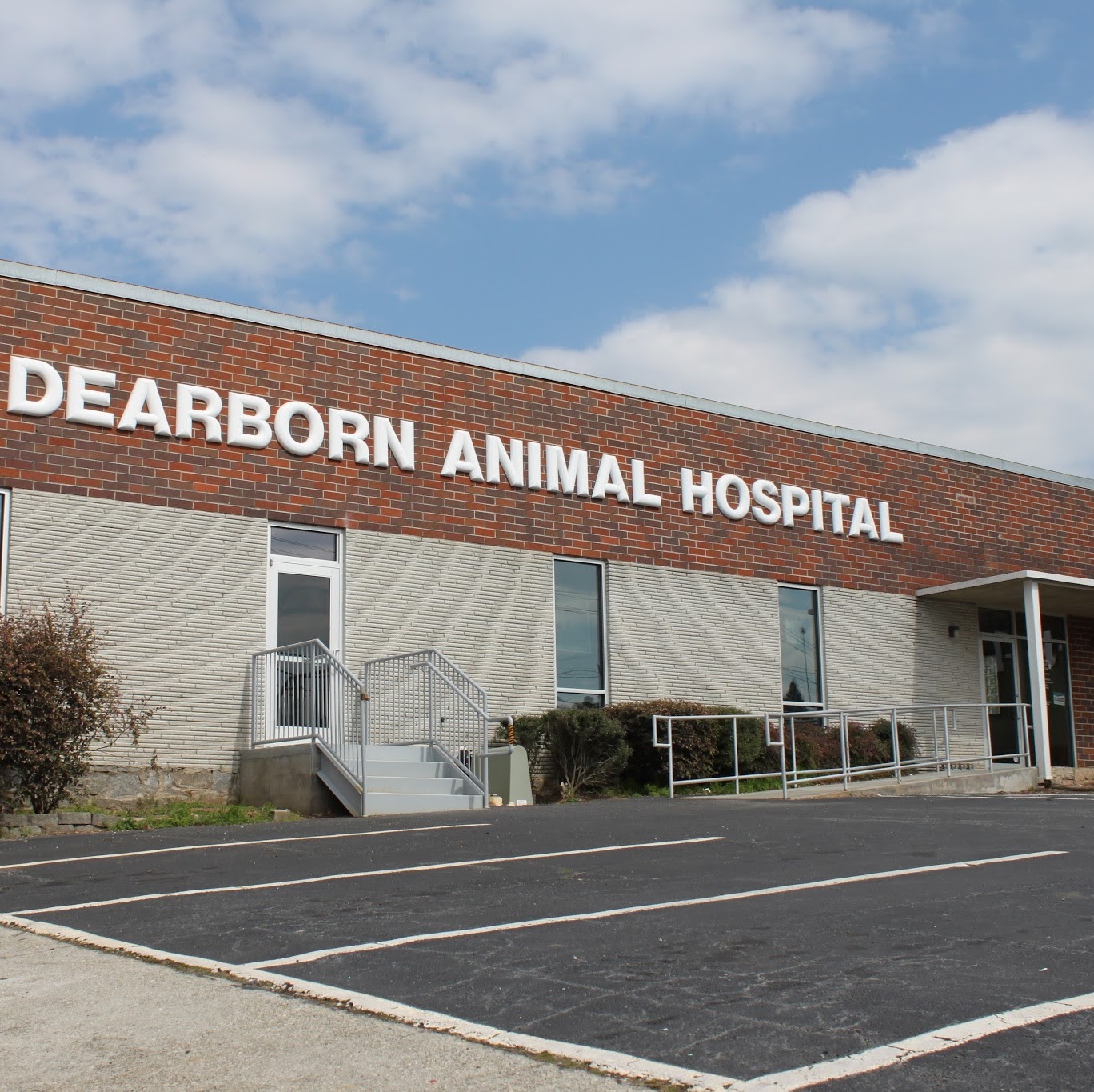 Dearborn Animal Hospital - Decatur , United States
