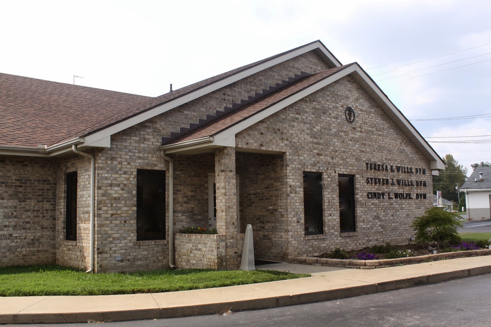 Wills Animal Hospital - Owensboro , United States