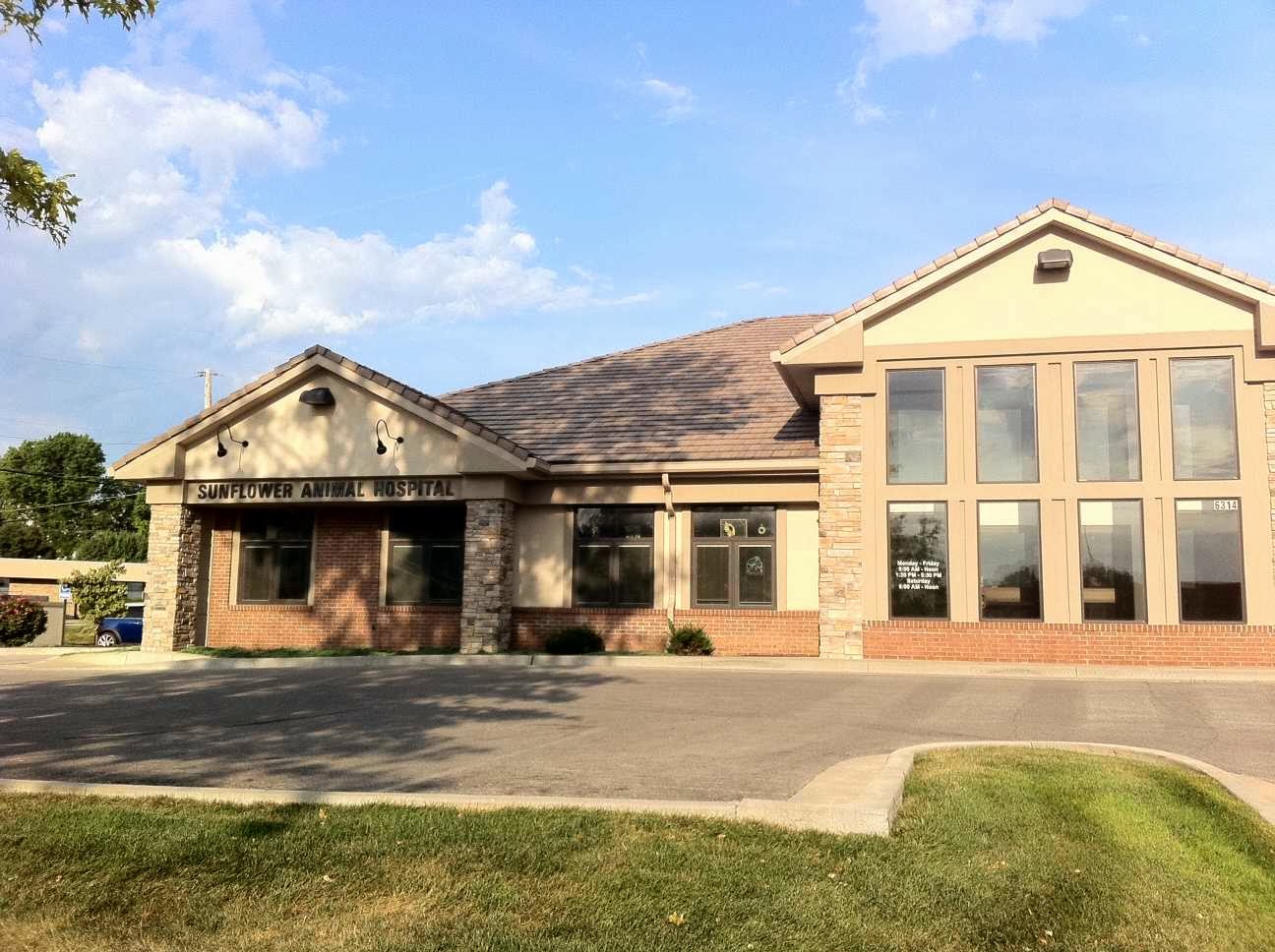 Sunflower Animal Hospital - Shawnee , United States