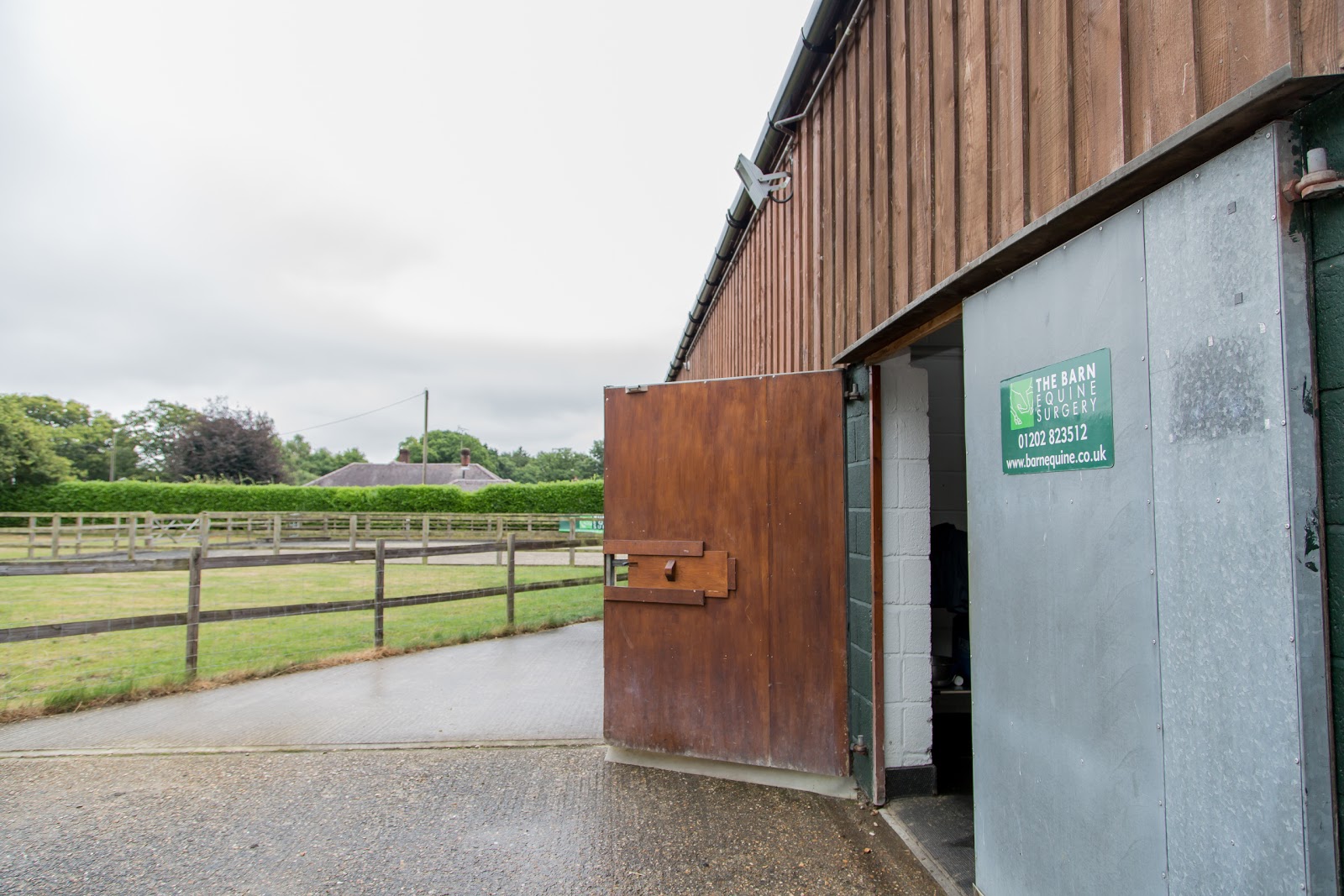 The Barn Equine Surgery - Wimborne , United Kingdom