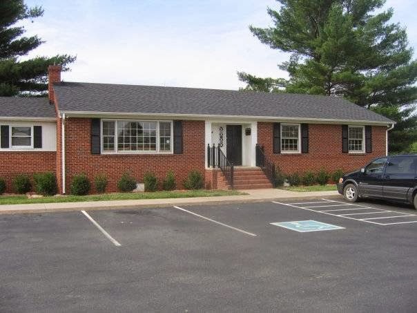 Montpelier Veterinary Hospital - Montpelier , United States