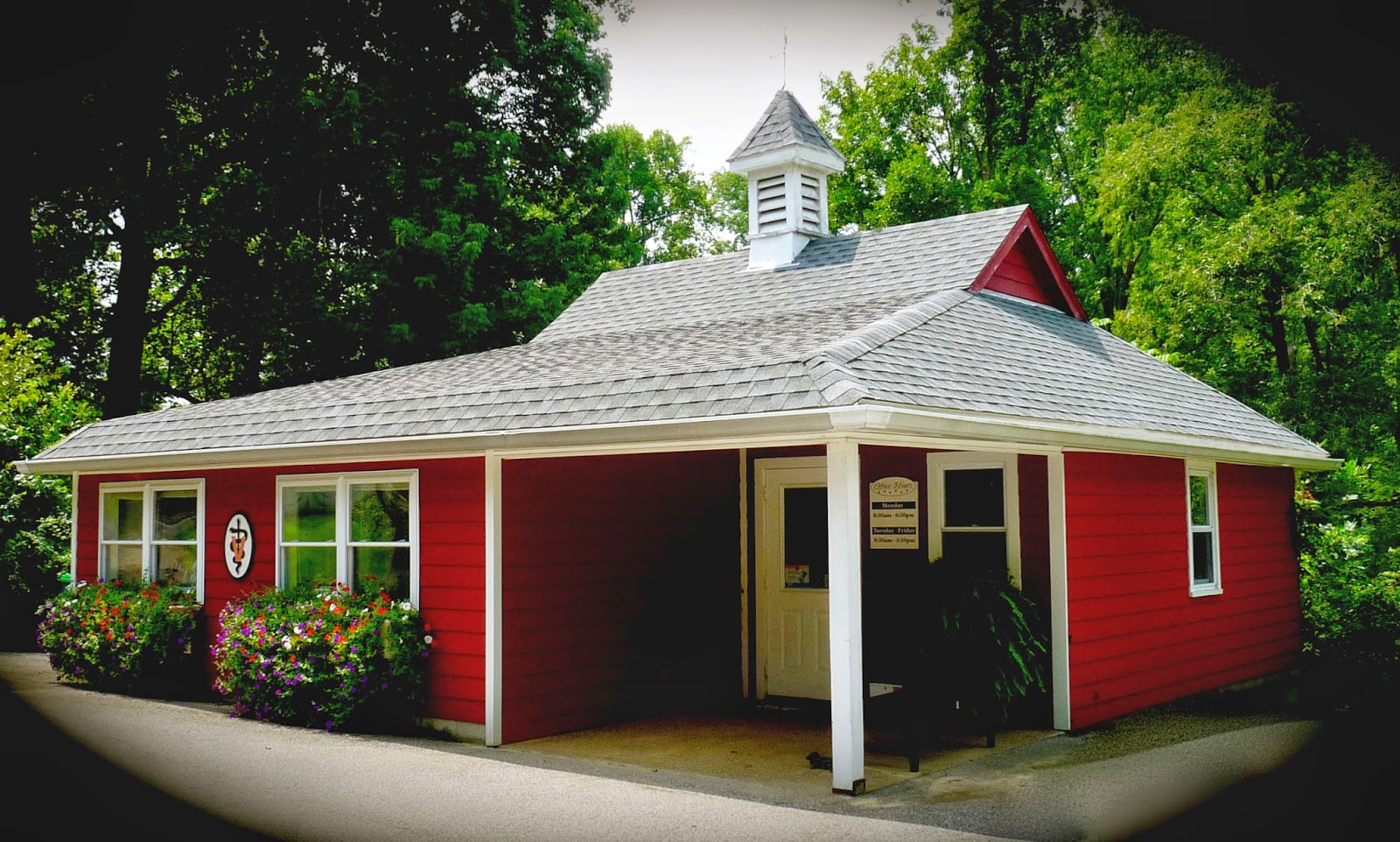 Mccutchanville Animal Hospital - Evansville , United States