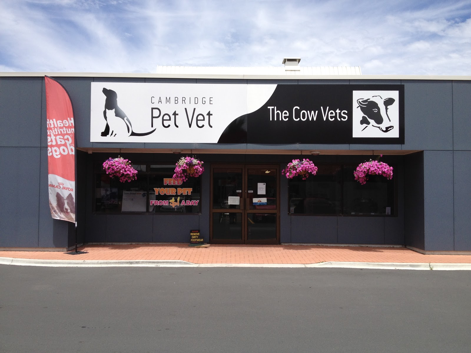Cambridge Pet Vet And The Farm Vets - Cambridge , New Zealand