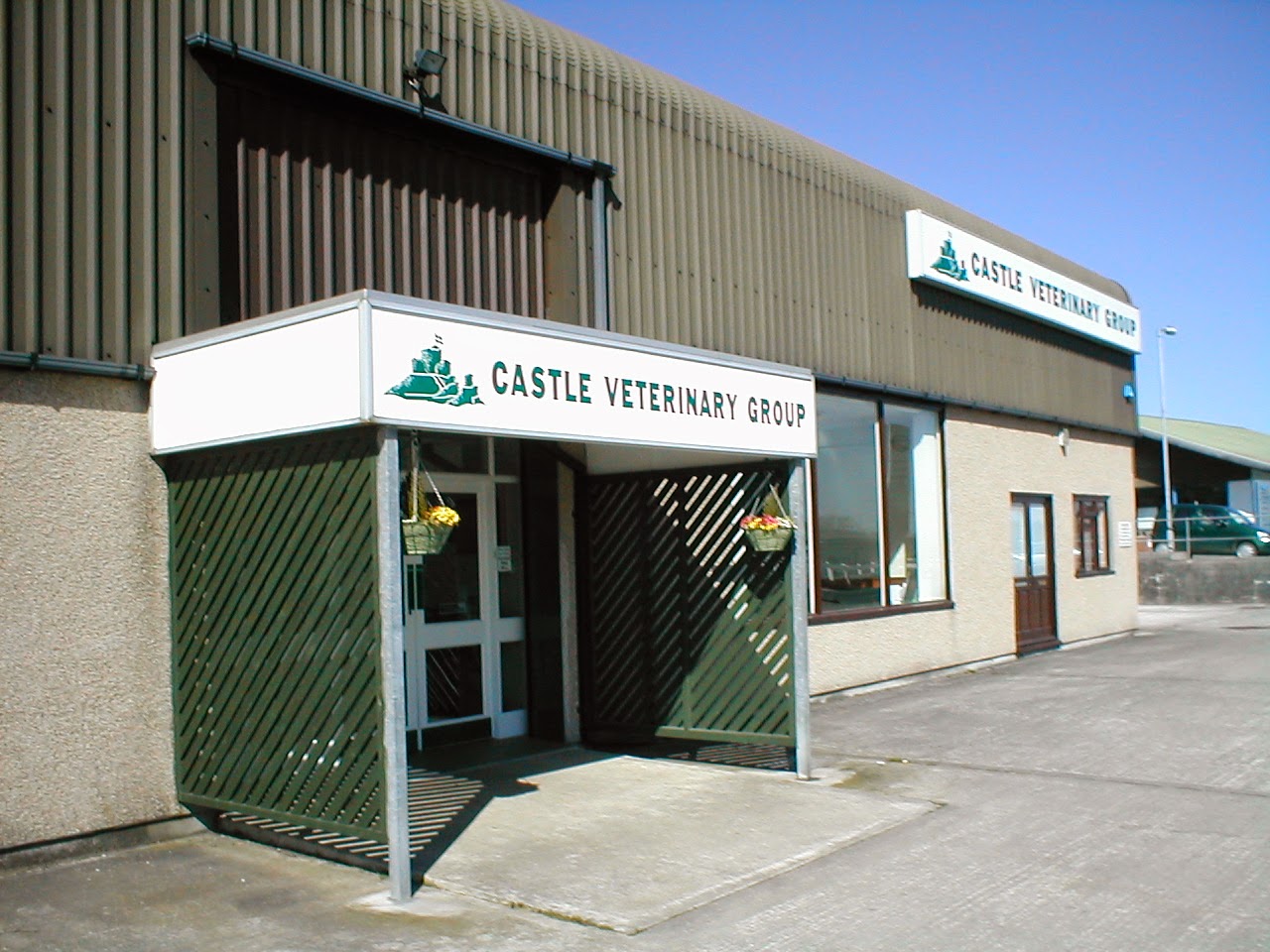 The Castle Veterinary Group - Launceston , United Kingdom
