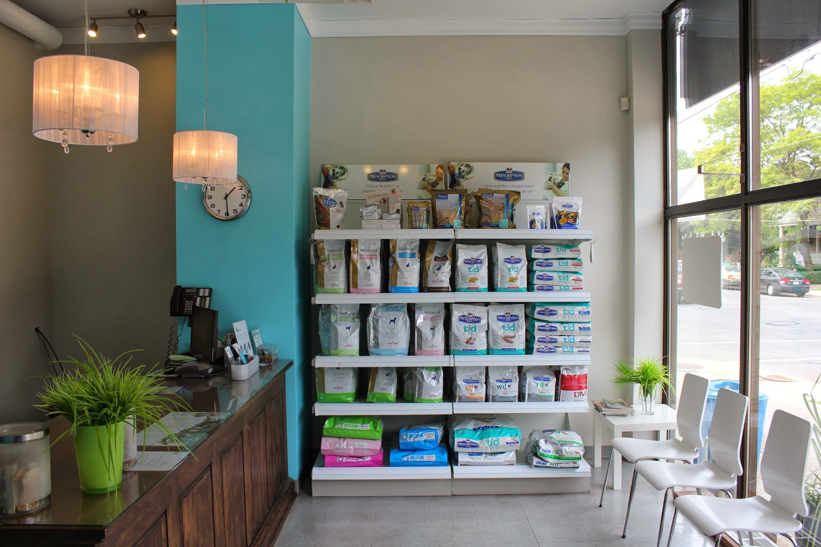Clinique Veterinaire Westminster - Montreal Ouest , Canada