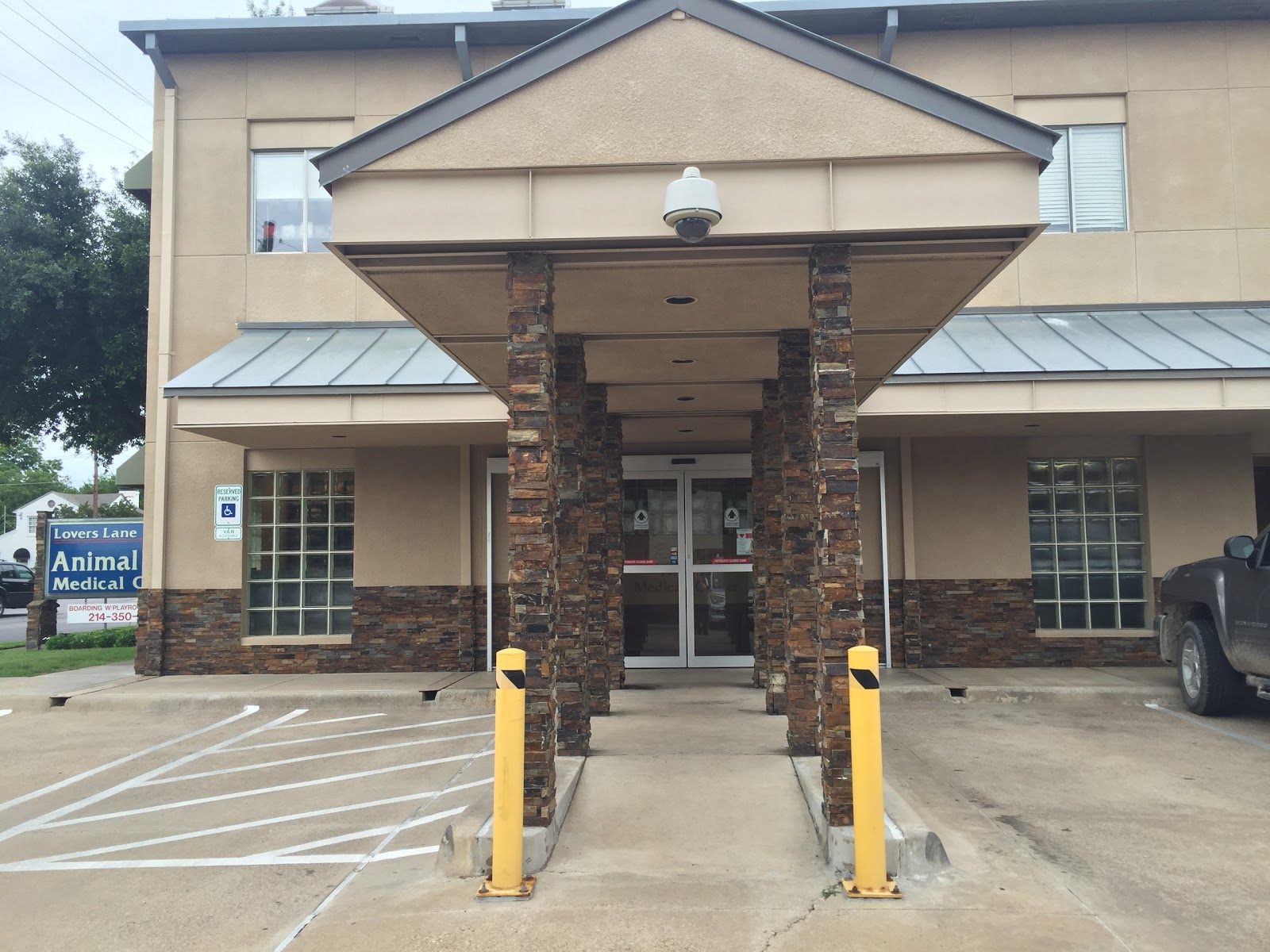Vca Lovers Lane Animal Hospital - Dallas , United States