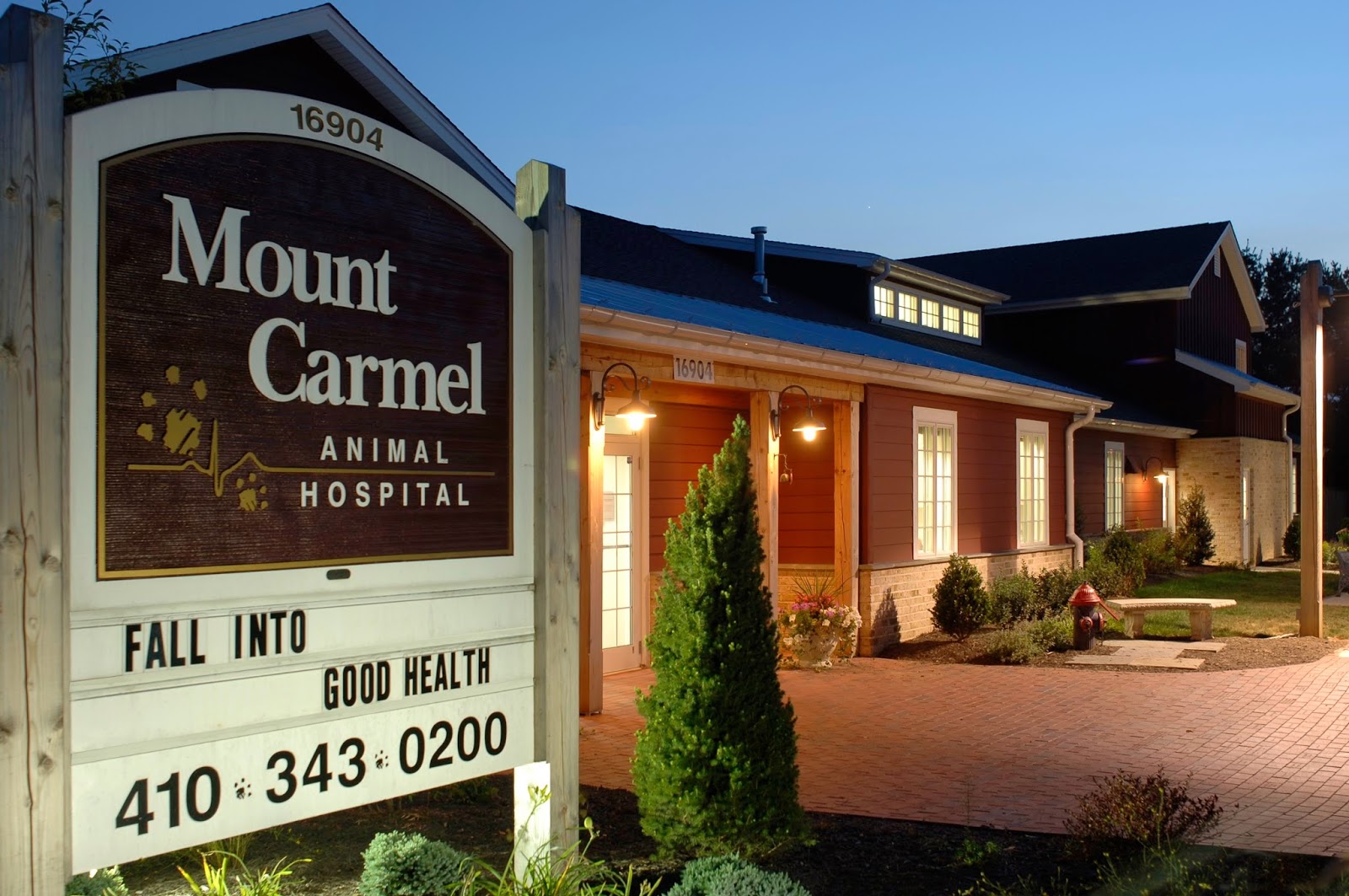 Mt Carmel Animal Hospital - Monkton , United States