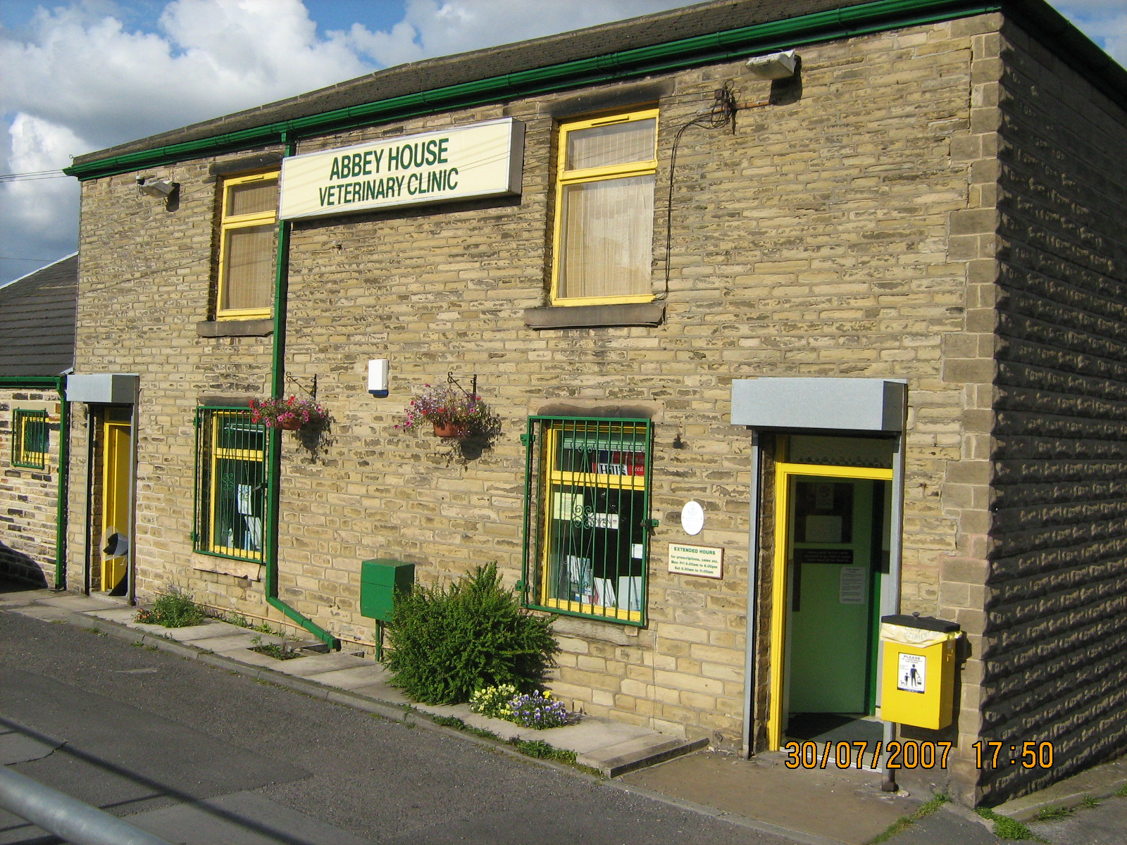Abbey House Vets In Cleckheaton - Cleckheaton , United Kingdom