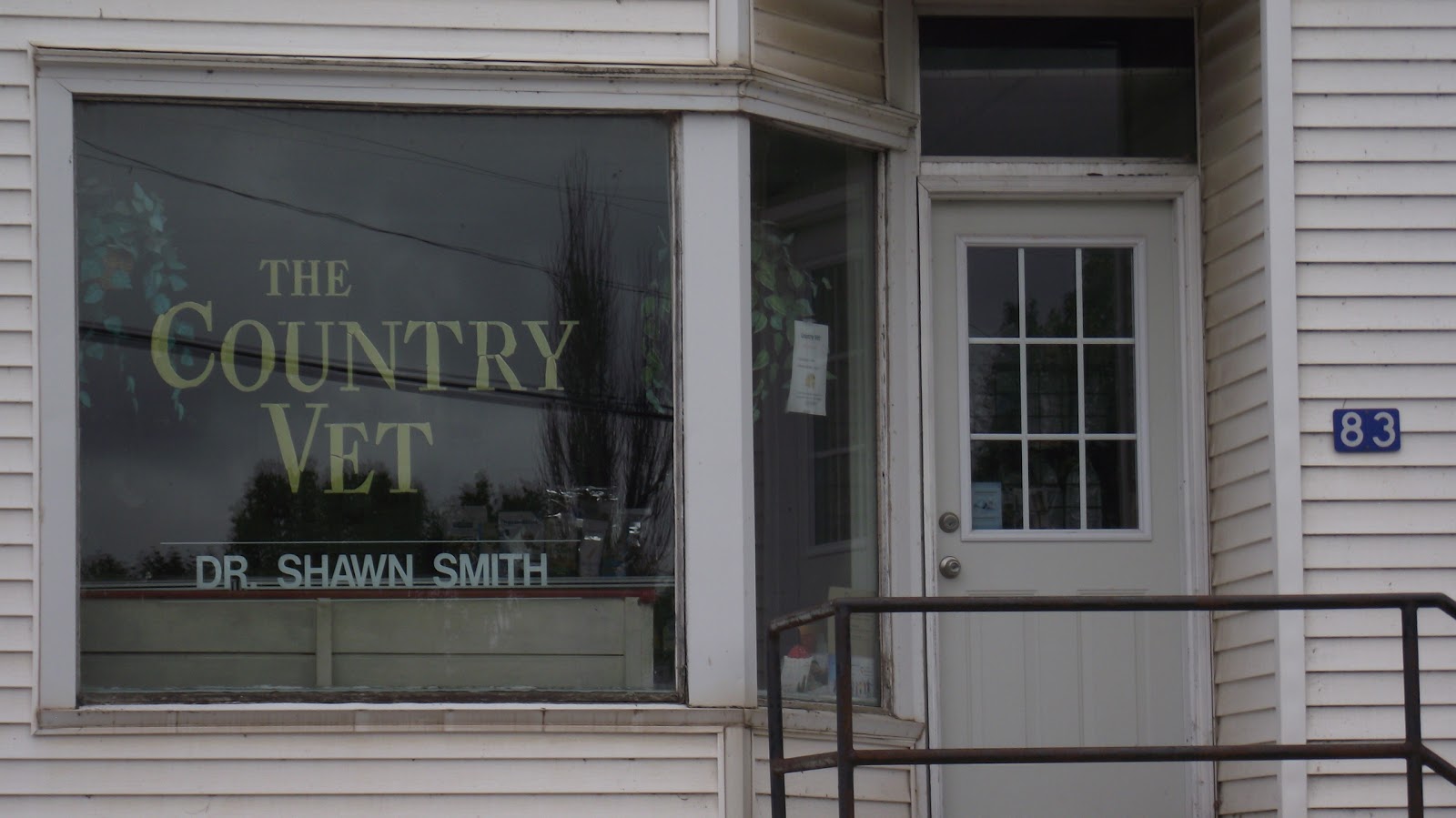 Country Vet The - Minto , Canada