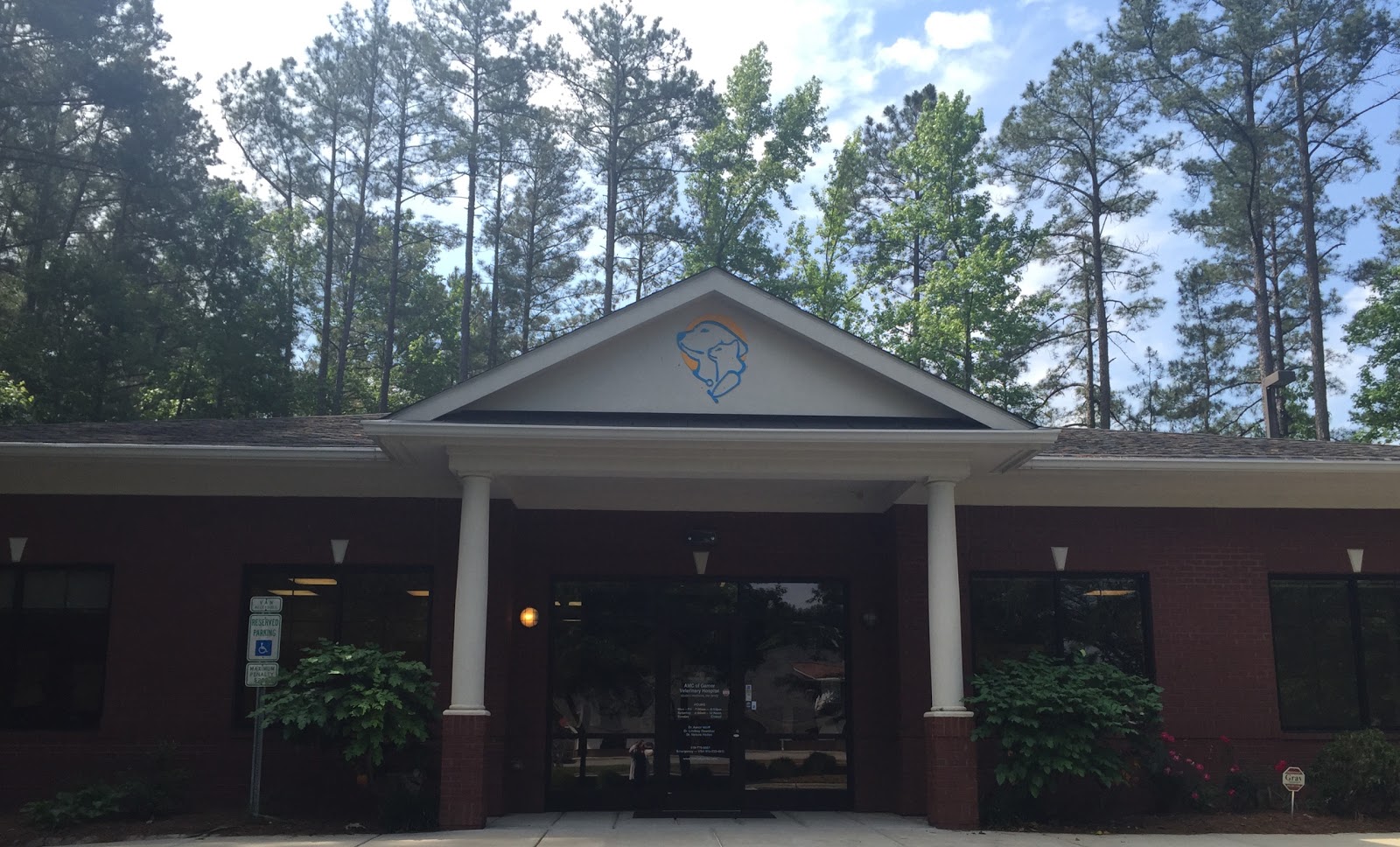 Amc Of Garner Veterinary Hospital - Garner , United States
