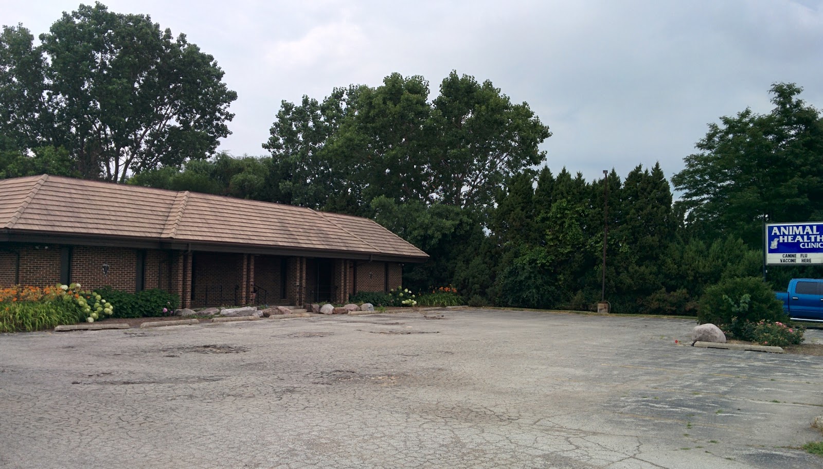 Animal Health Clinic - Gurnee , United States