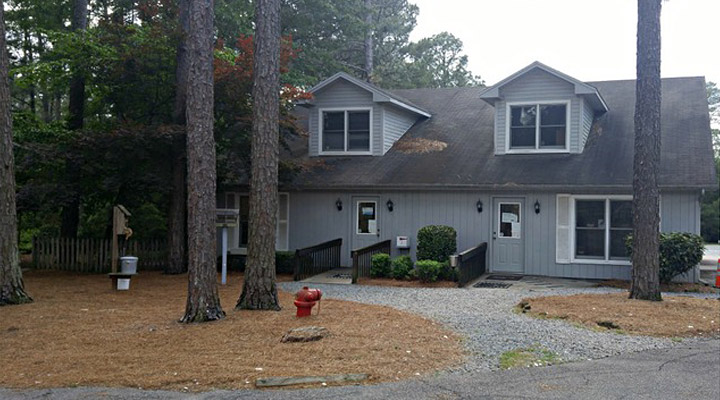 Vca Whispering Pines Animal Hospital - Carthage , United States