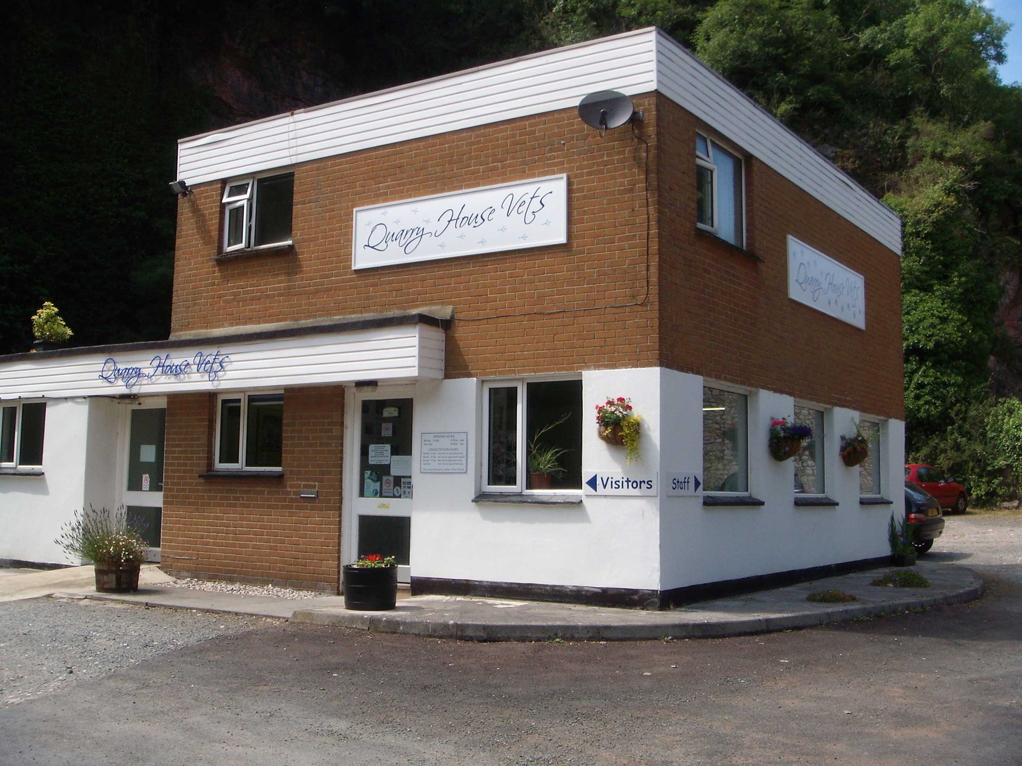 Quarry House Vets - Torquay , United Kingdom