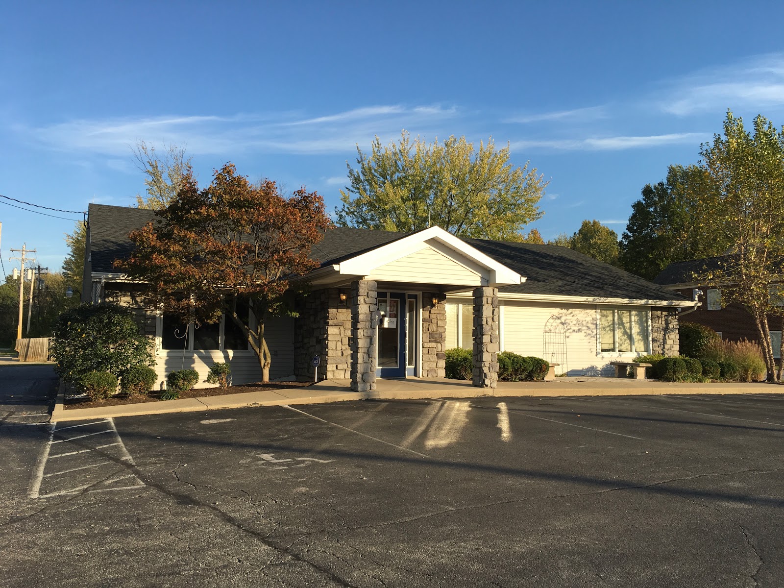 Day Heights Veterinary Clinic - Milford , United States