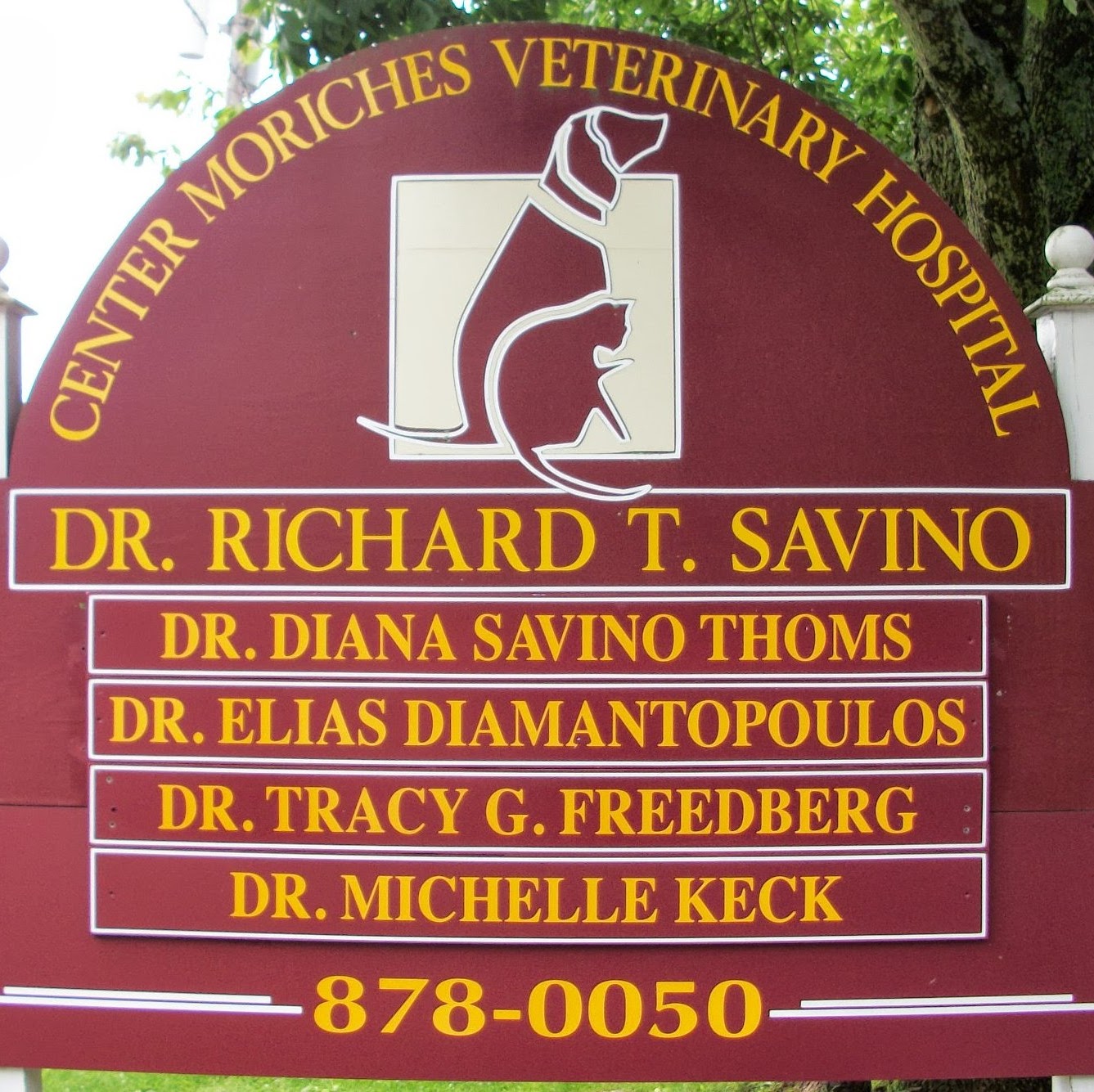 Center Moriches Veterinary Hospital - Center Moriches , United States