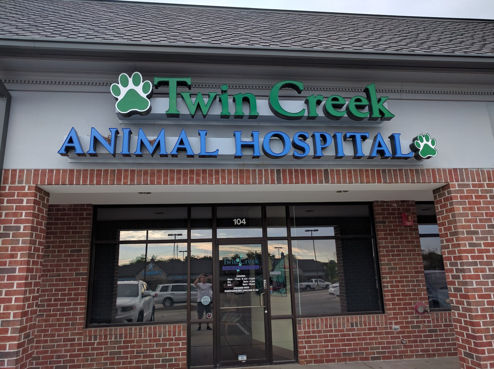 Twin Creek Animal Hospital - Bellevue , United States