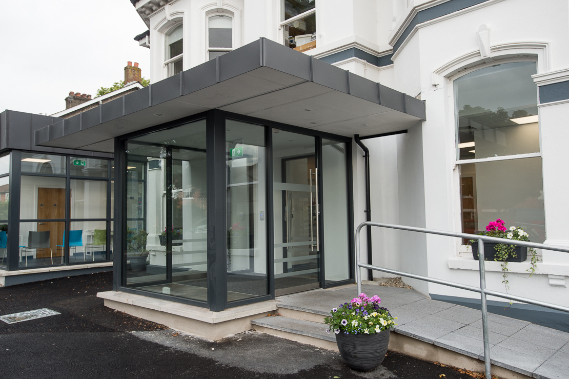 Earlswood Veterinary - Belfast , United Kingdom