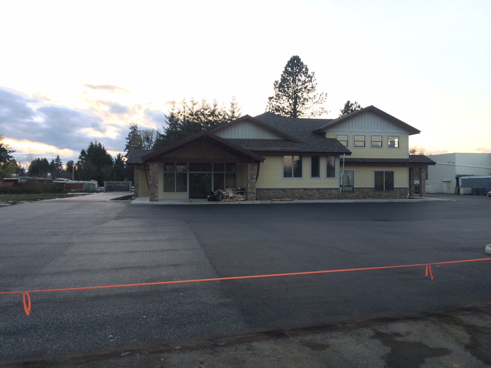 Baker Street Animal Hospital - McMinnville , United States