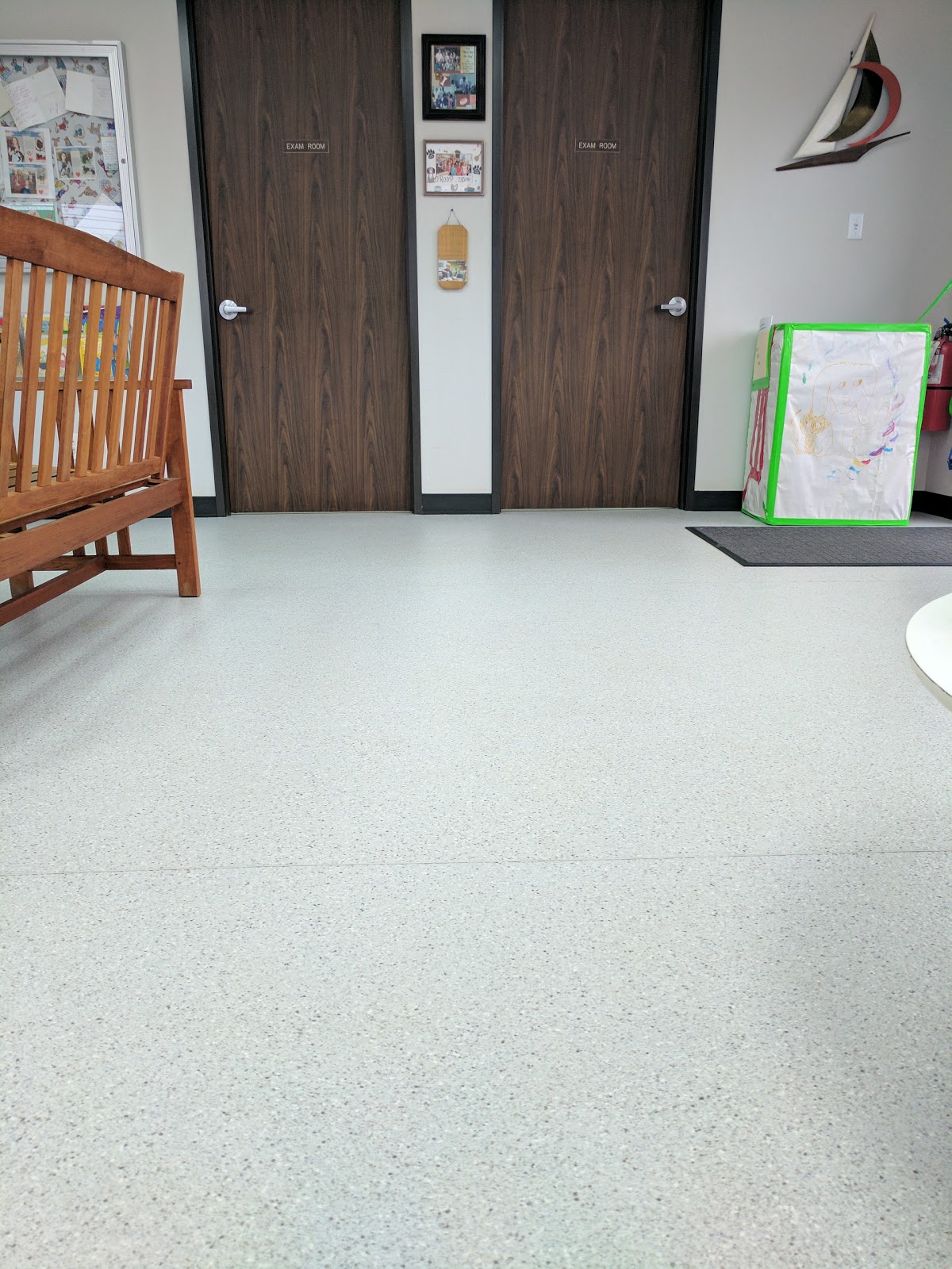Forest Lake Animal Clinic - Seabrook , United States