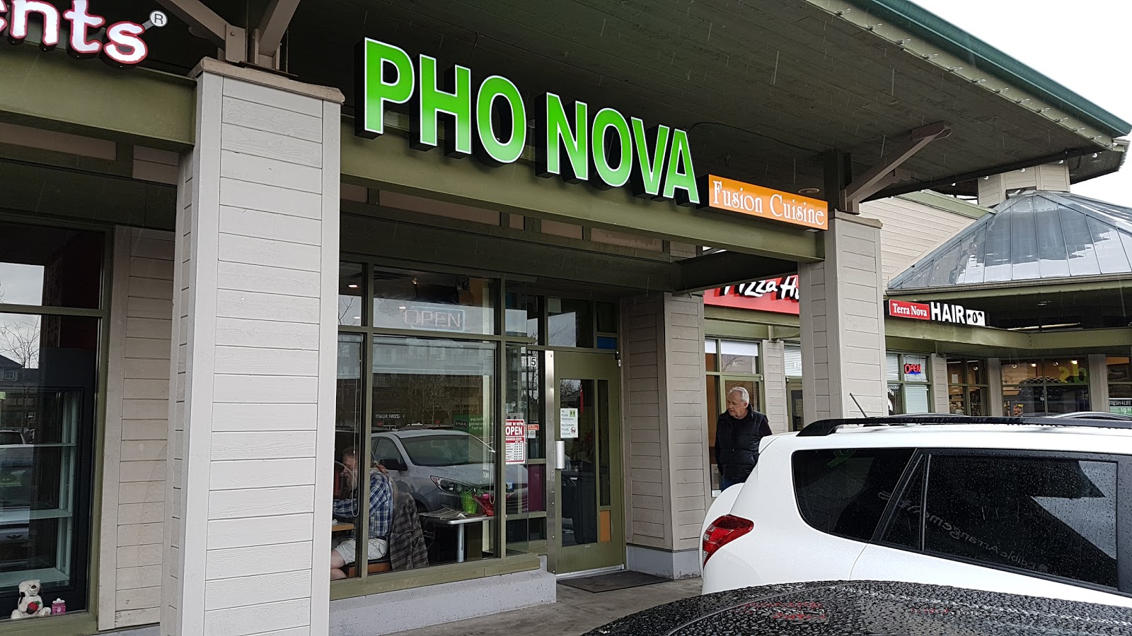 Terra Nova Village Veterinarian - Richmond , Canada