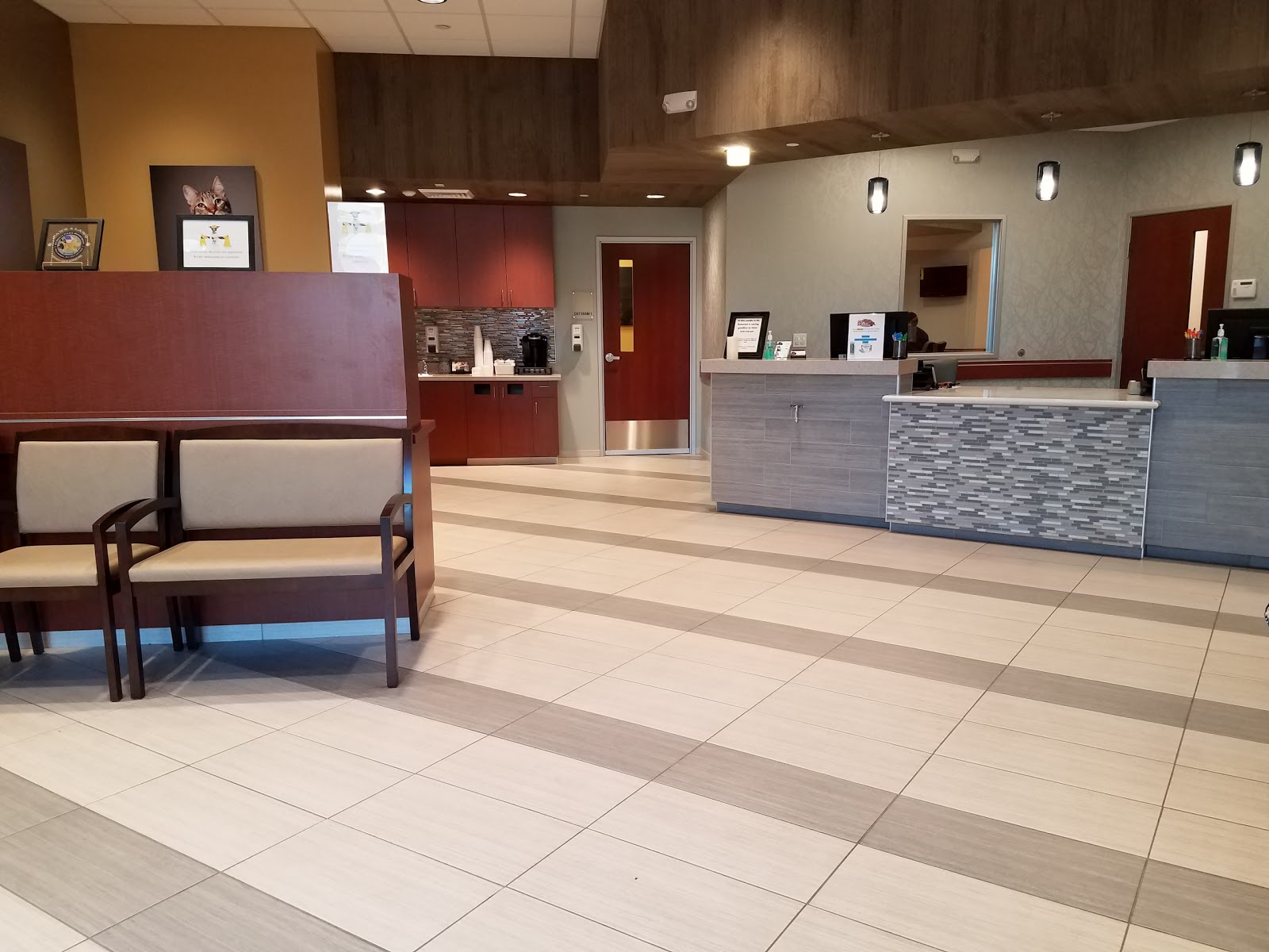 Vca California Oaks Animal Hospital - Murrieta , United States