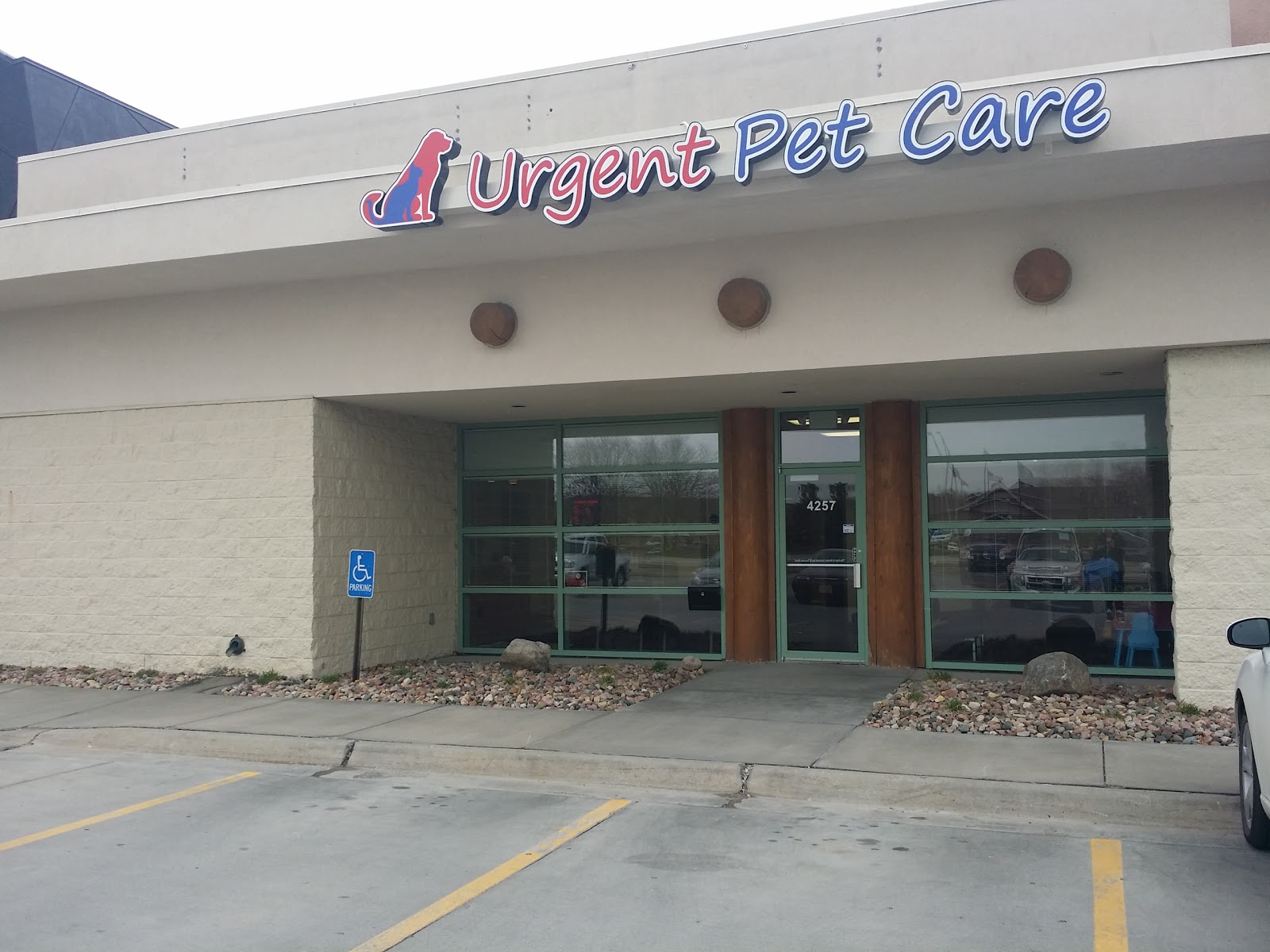 Urgent Pet Care West - Omaha , United States