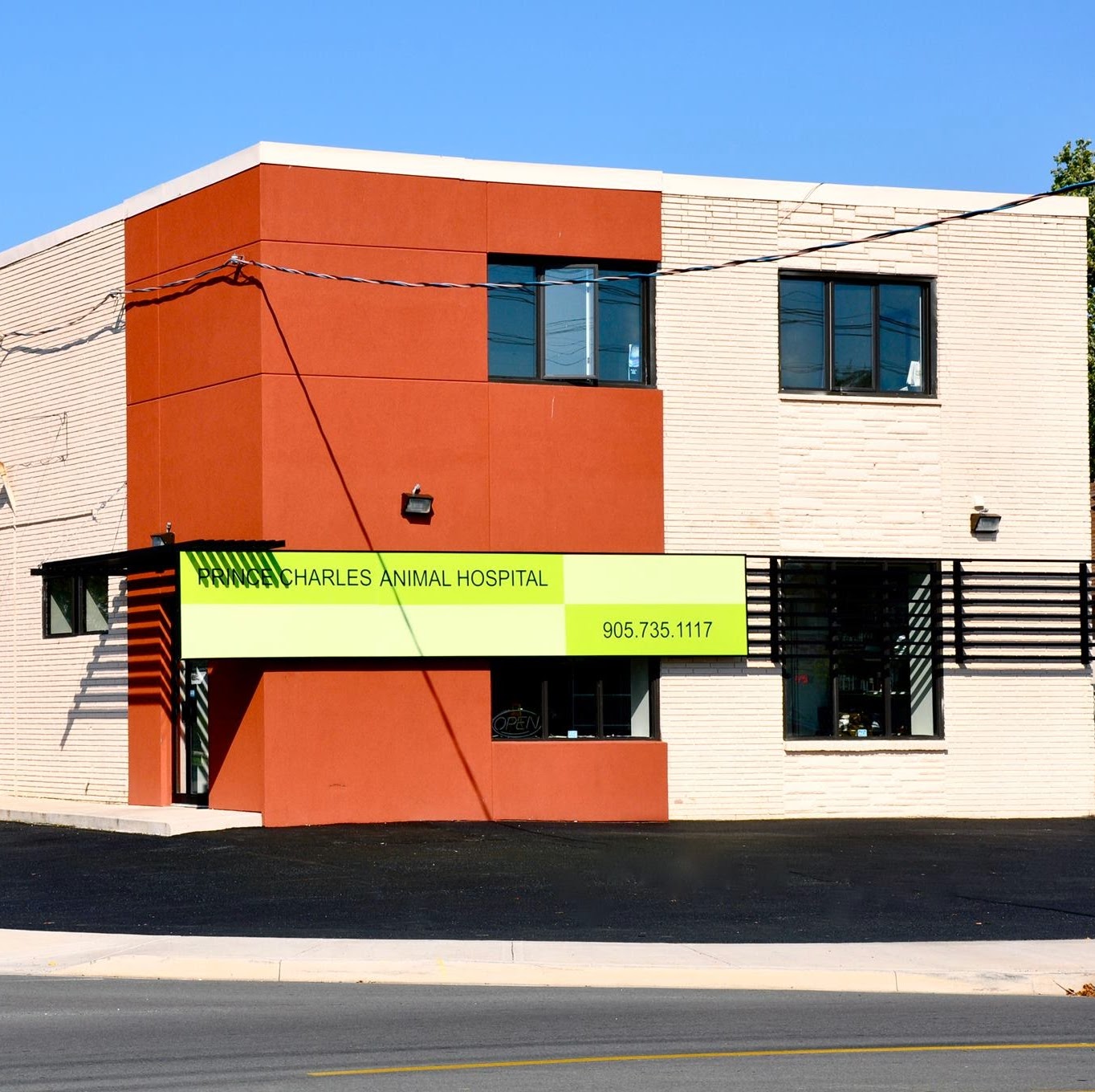 Prince Charles Animal Hospital - Welland , Canada